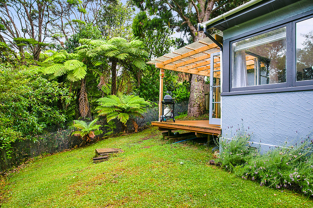 20 Victory Road, Laingholm - Photo 3