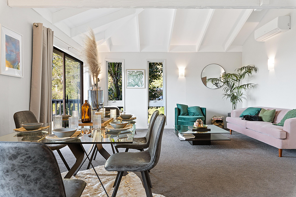 68 Otitori Bay Road, Titirangi - Photo 2