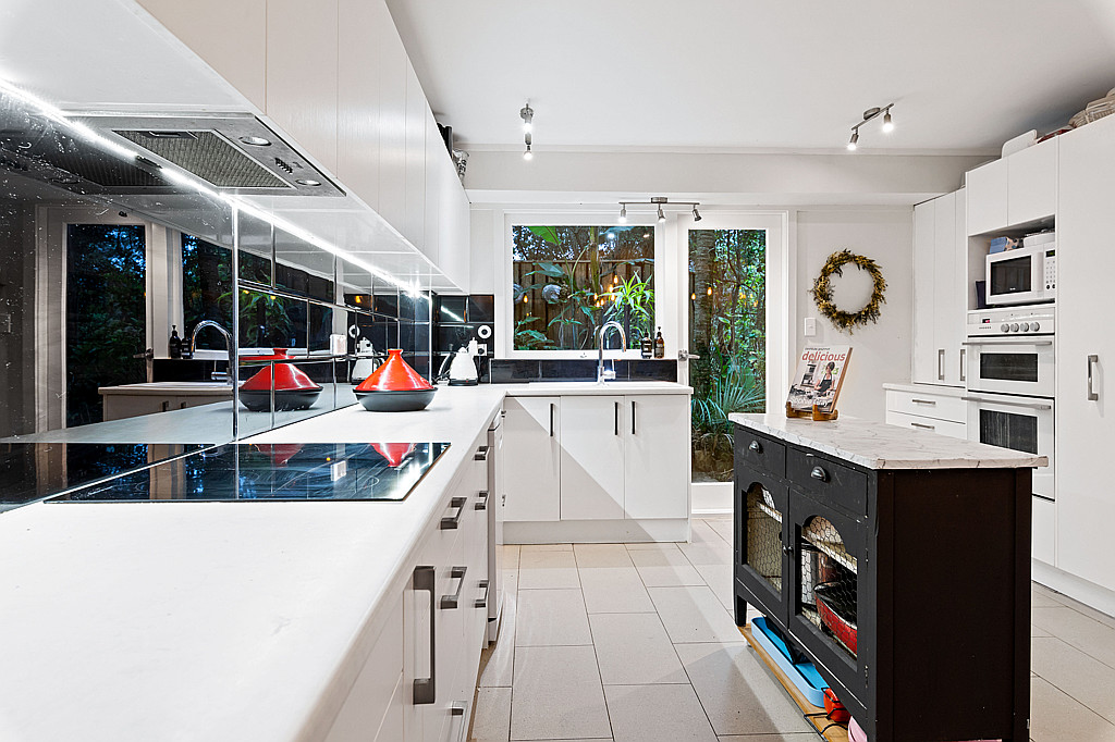 178 Huia Road, Titirangi - Photo 5