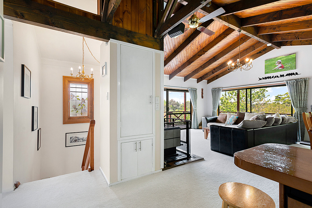 389 Huia Road, Titirangi - Photo 3