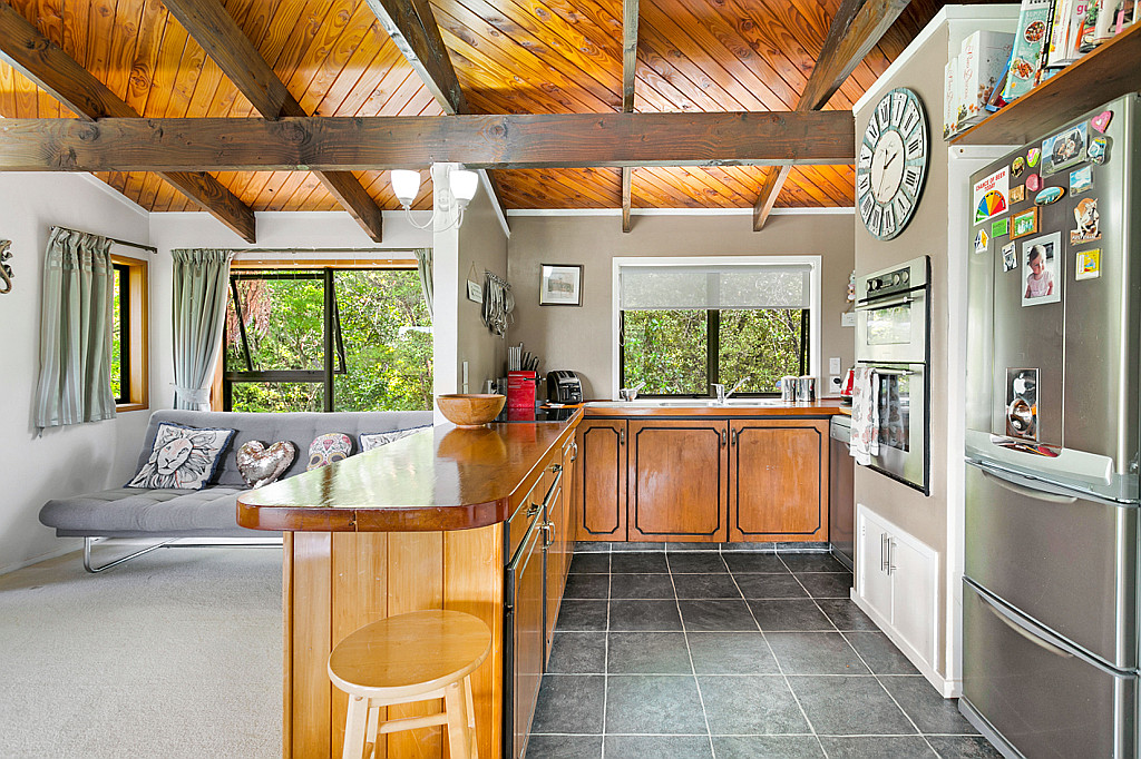 389 Huia Road, Titirangi - Photo 7