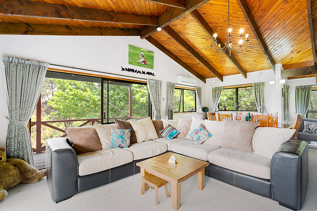 389 Huia Road, Titirangi - Photo 6