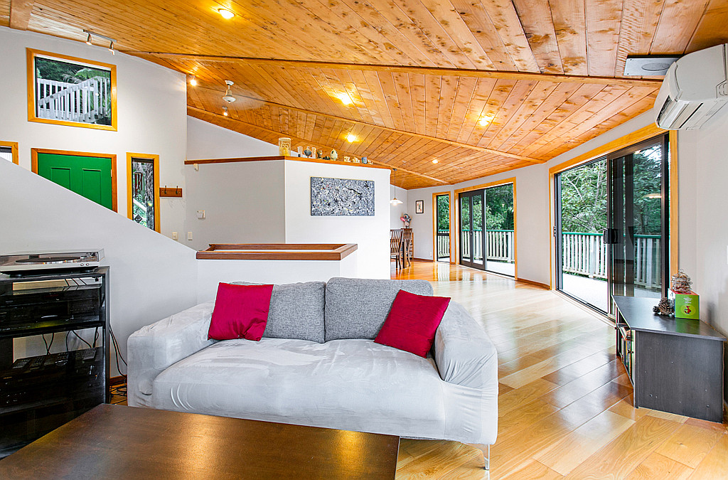 63 Warner Park Avenue, Laingholm - Photo 3