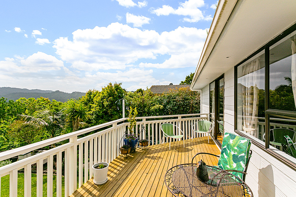 18 Victory Road, Laingholm - Photo 3
