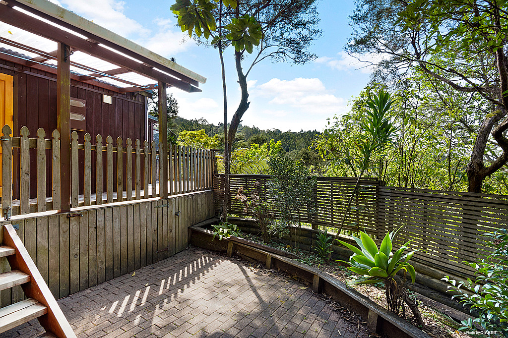 28 Wood Bay Road, Titirangi - Photo 3
