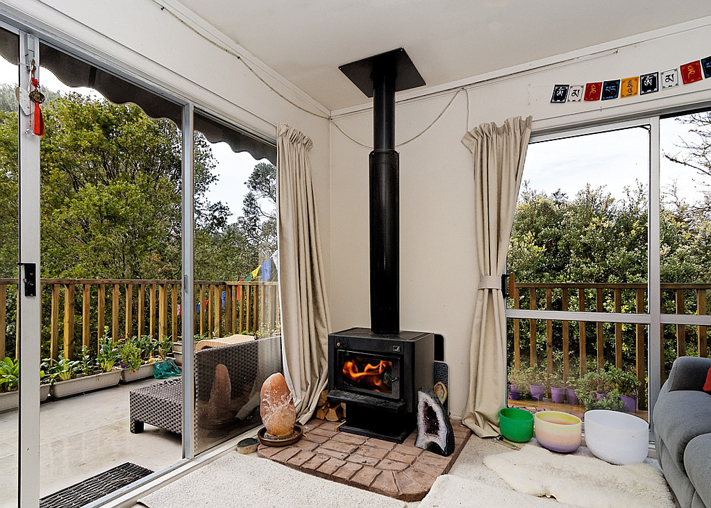 137 Laingholm Drive, Laingholm - Photo 4