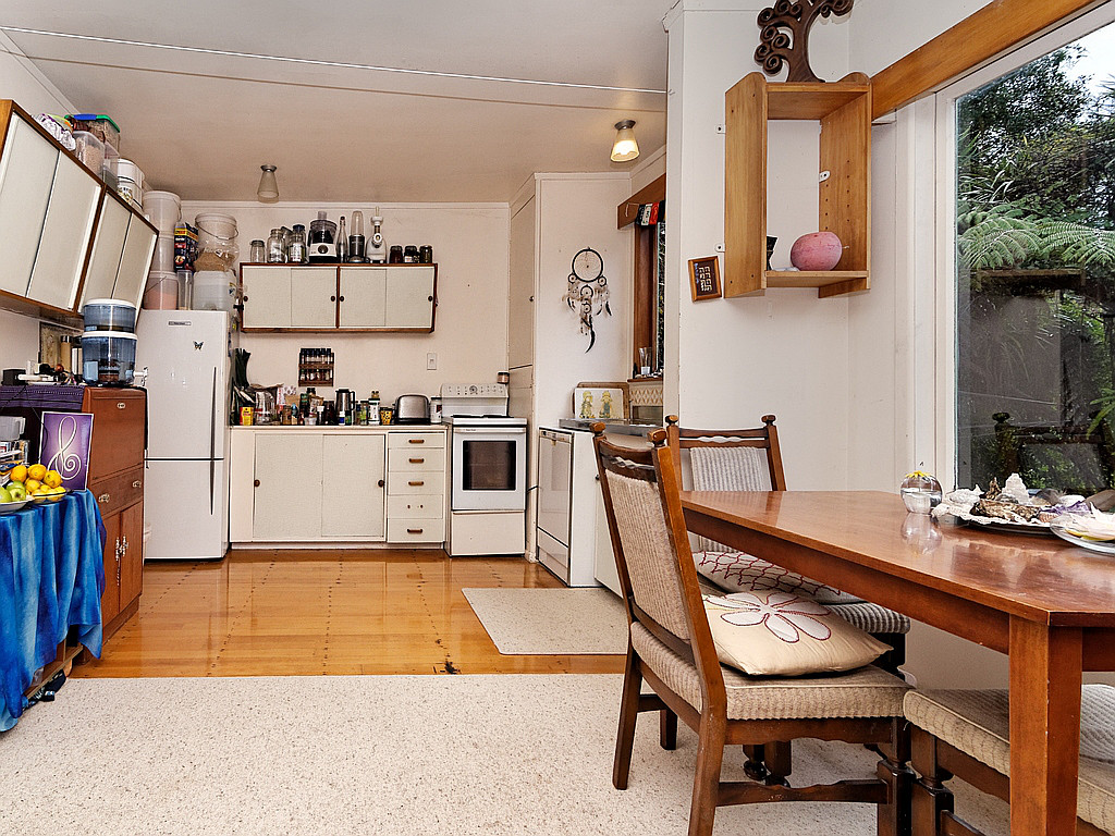 137 Laingholm Drive, Laingholm - Photo 6