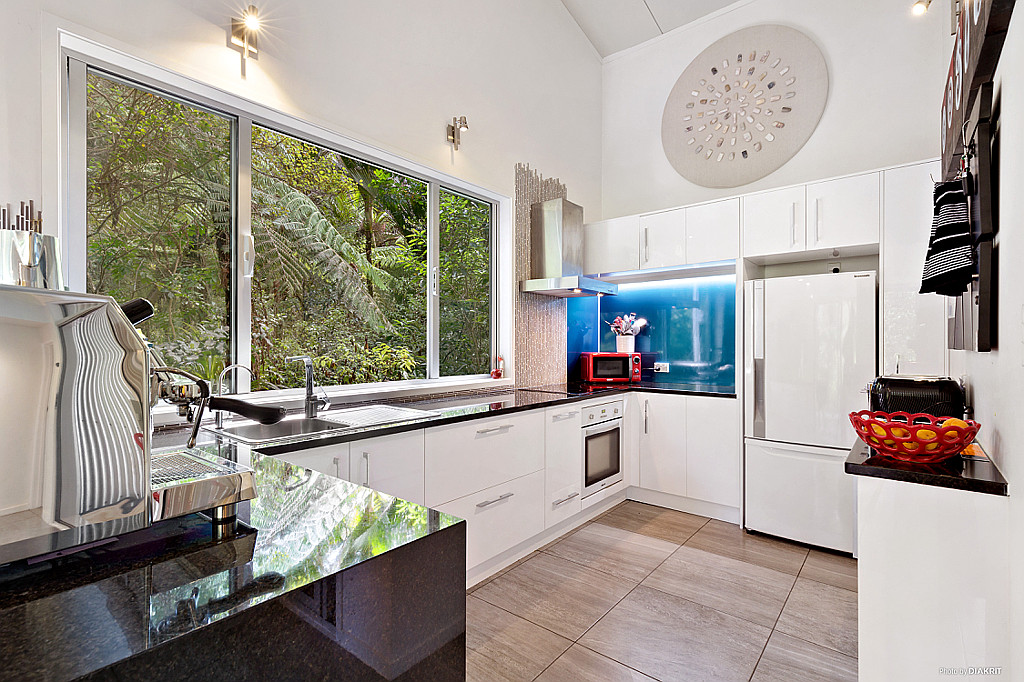 51c Rimutaka Place, Titirangi - Photo 3