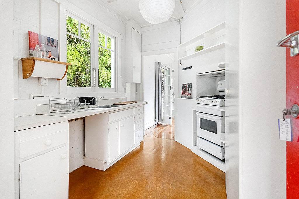 8 Park Road, Titirangi - Photo 5