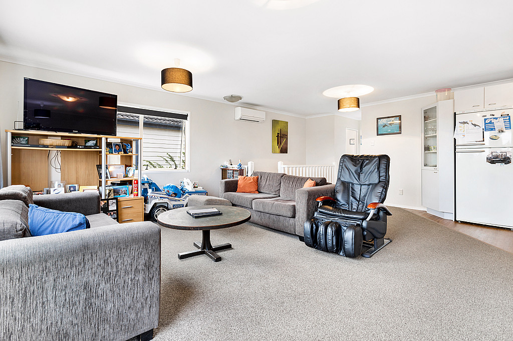 15 Pooks Road, Ranui - Photo 4