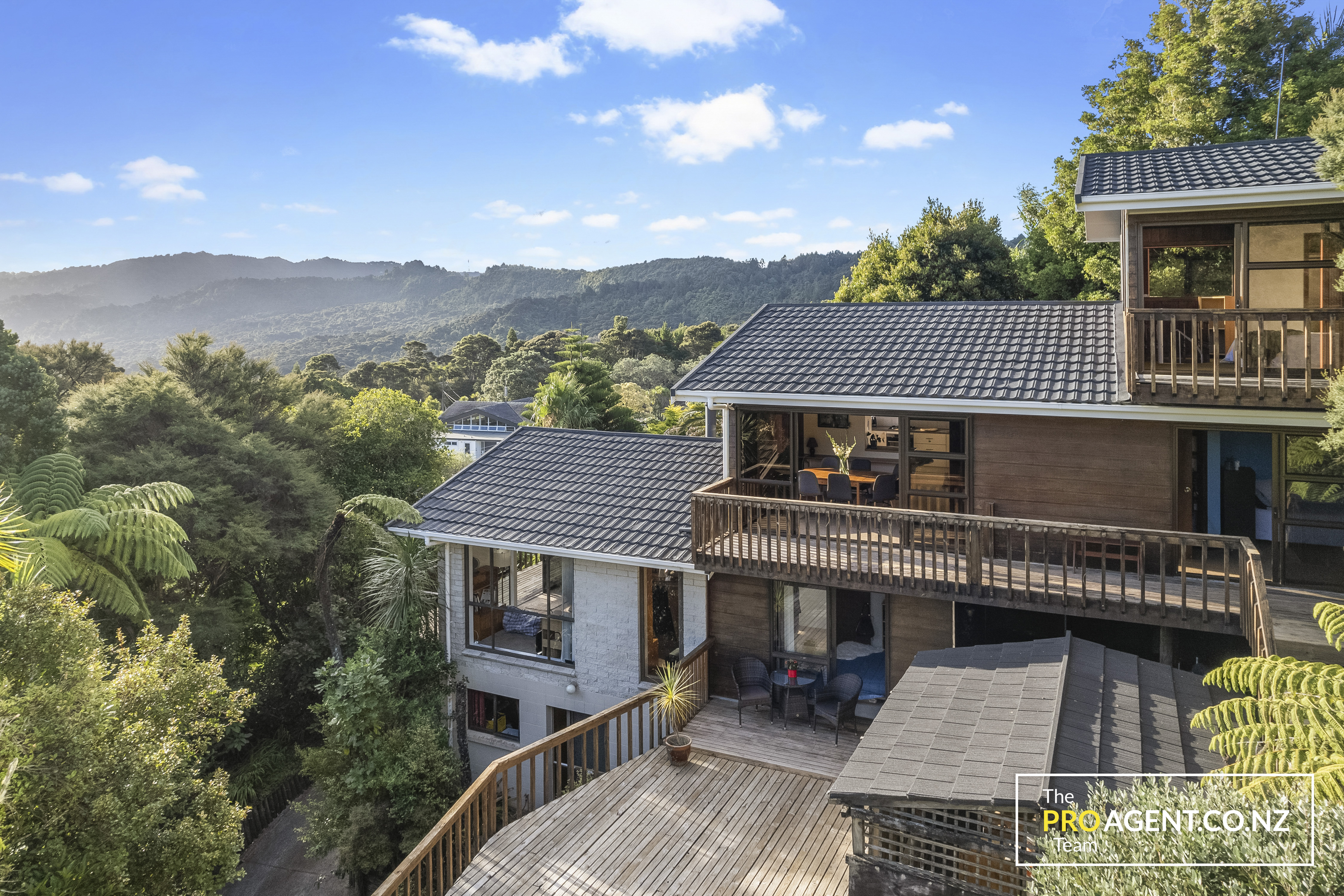 10 Victory Road, Laingholm