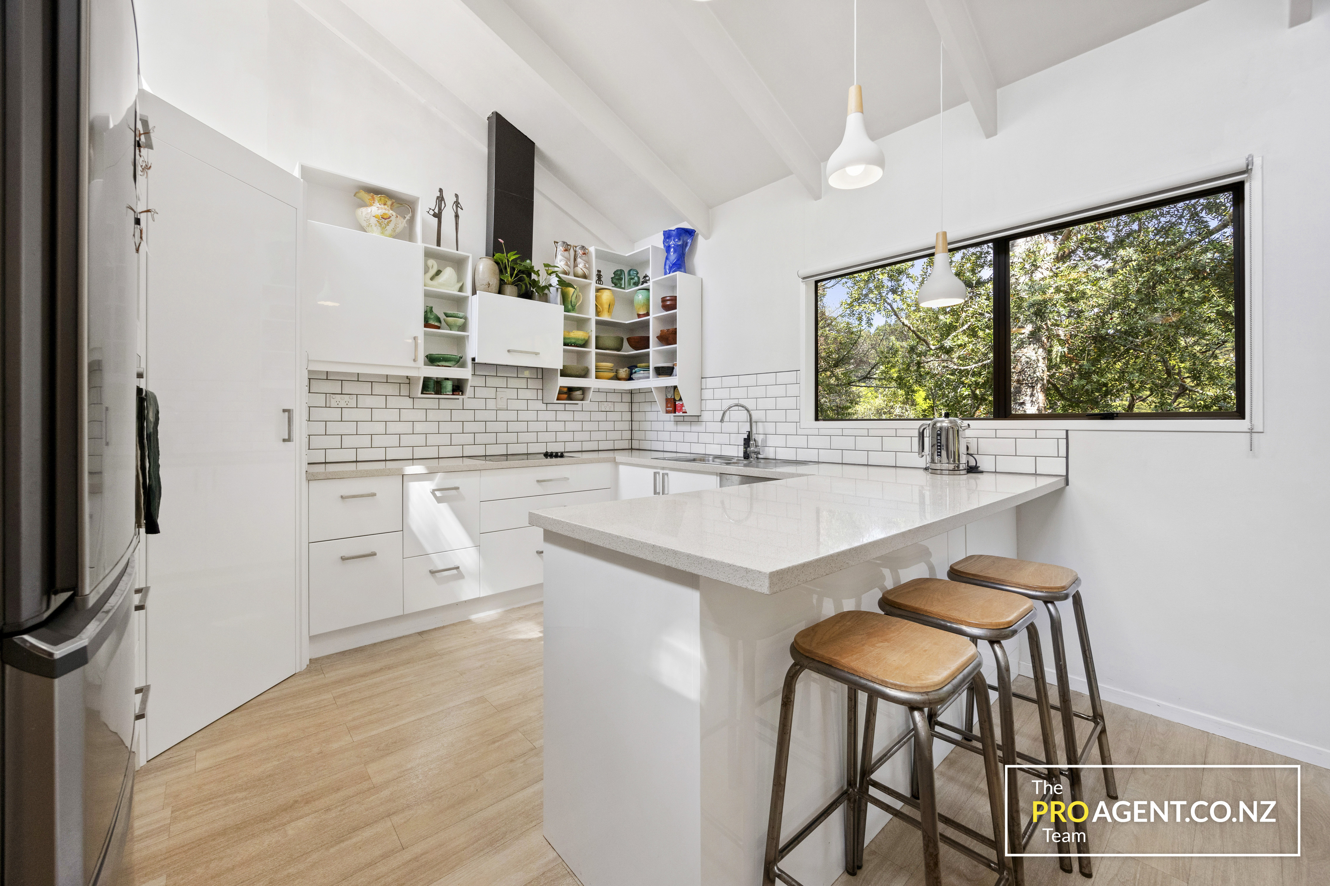 7 Minnehaha Avenue, Titirangi - Photo 3