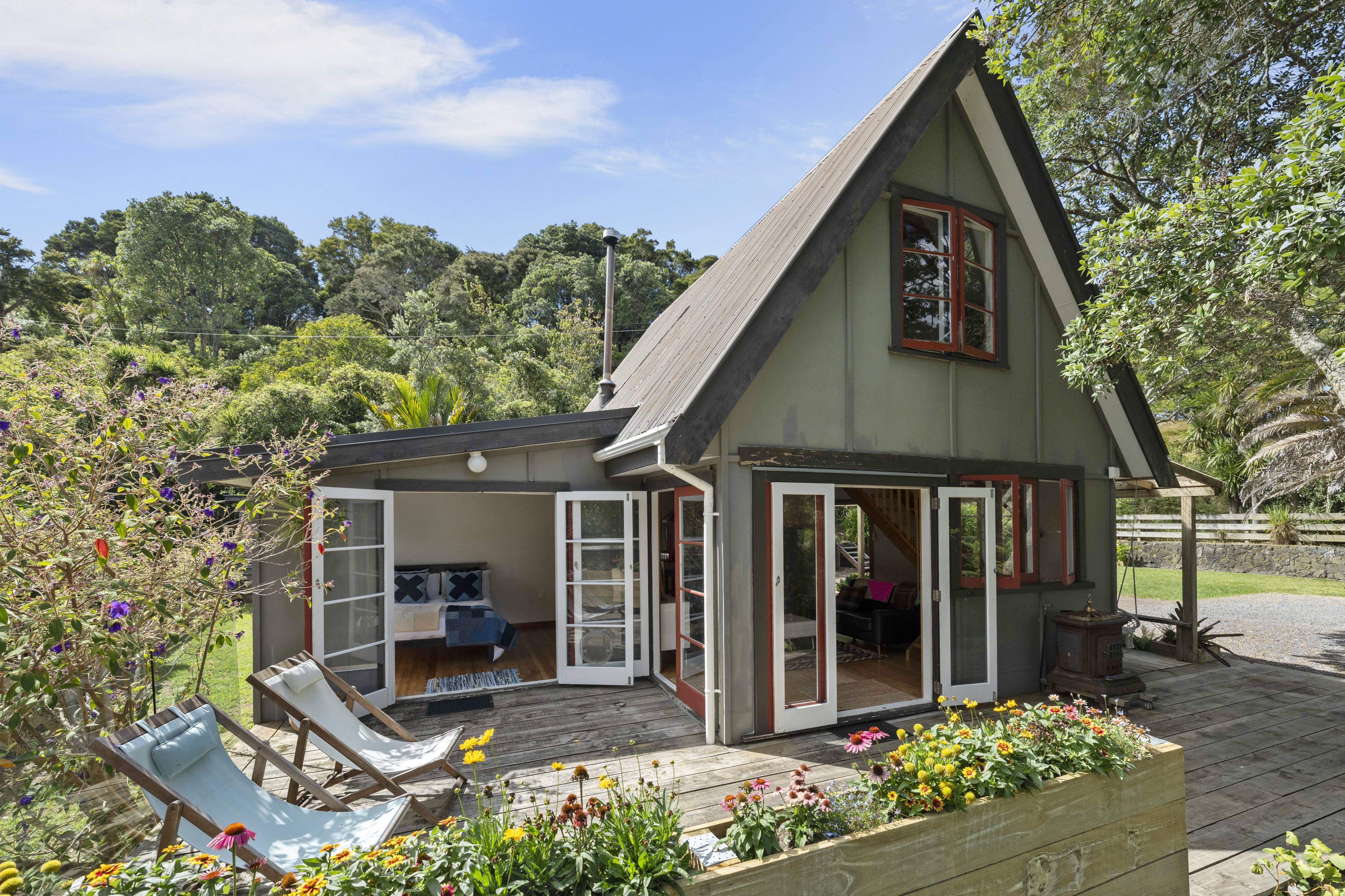 33d Landing Road, Titirangi - Photo 3