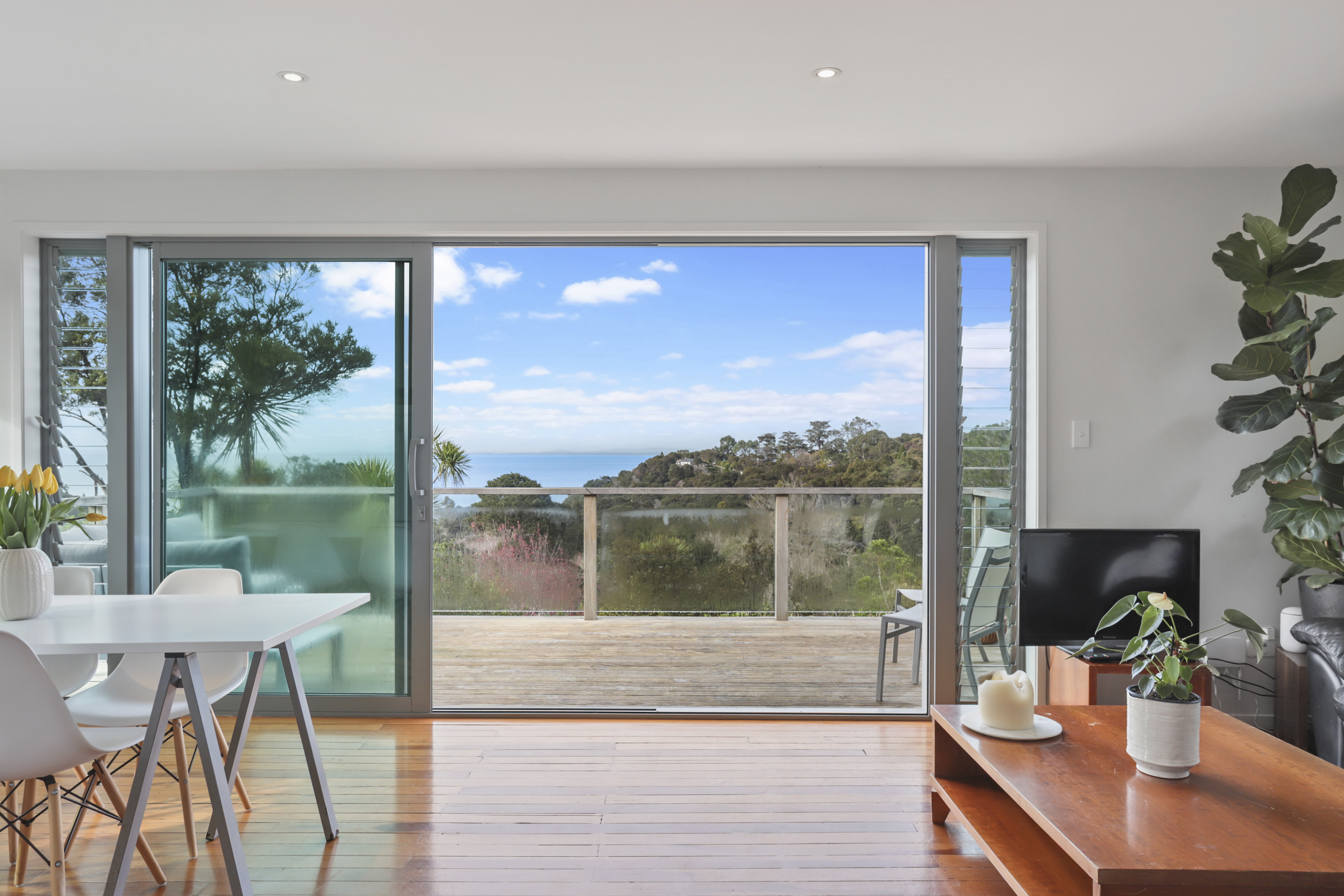 8 Mceldowney Road, Titirangi
