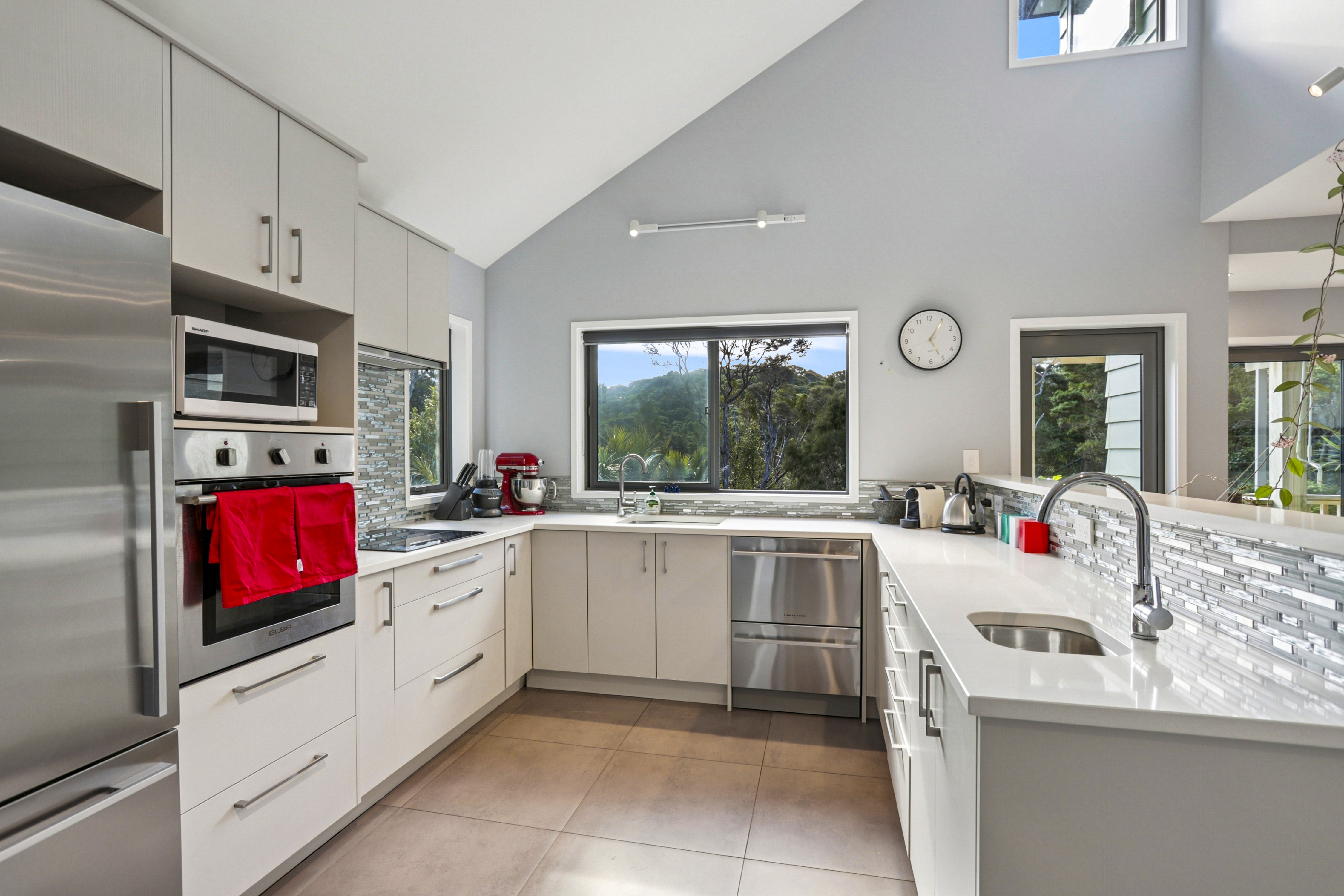 59 Kauri Point Road, Laingholm - Photo 6