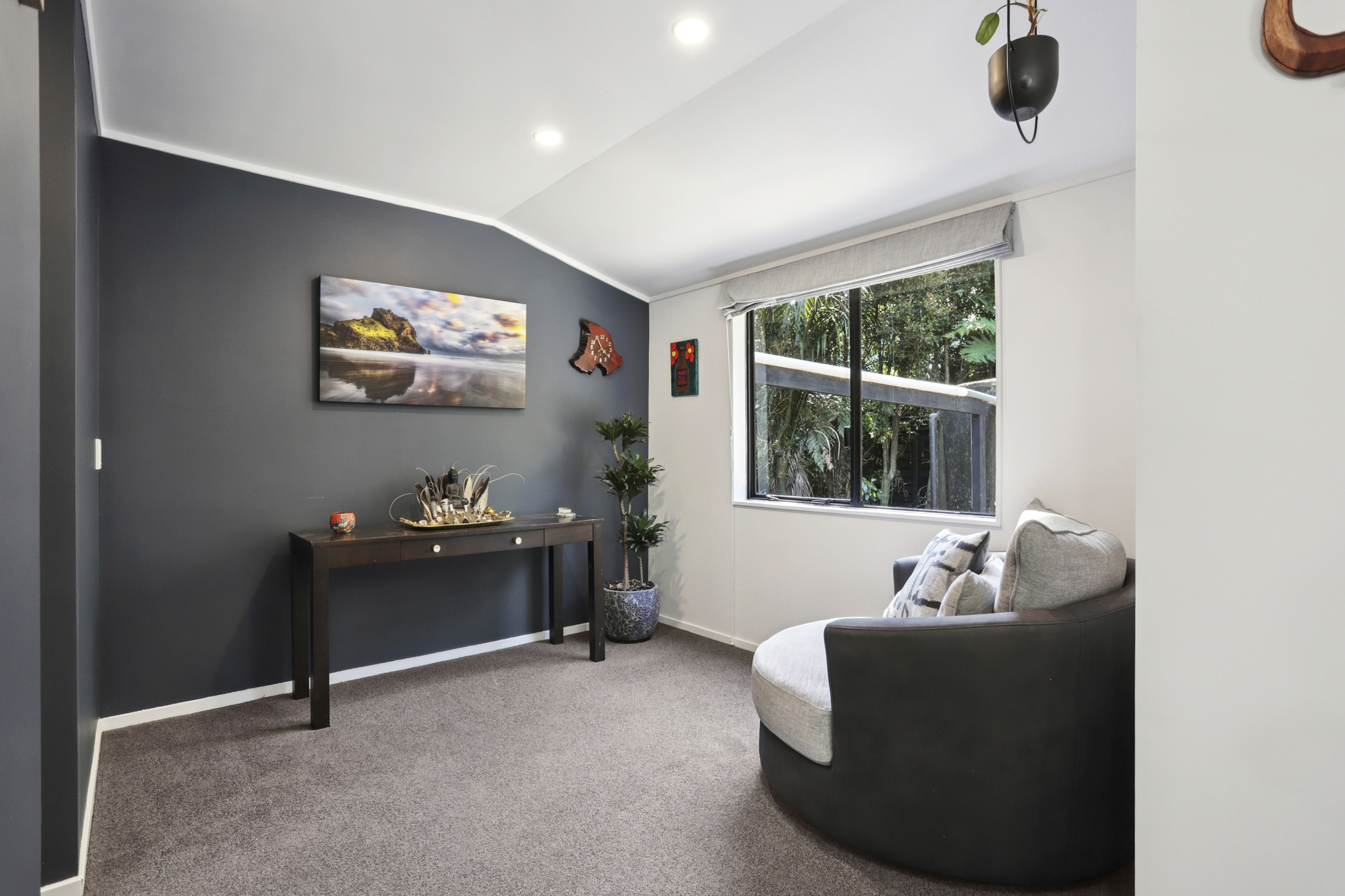 420 Scenic Drive, Waiatarua - Photo 6