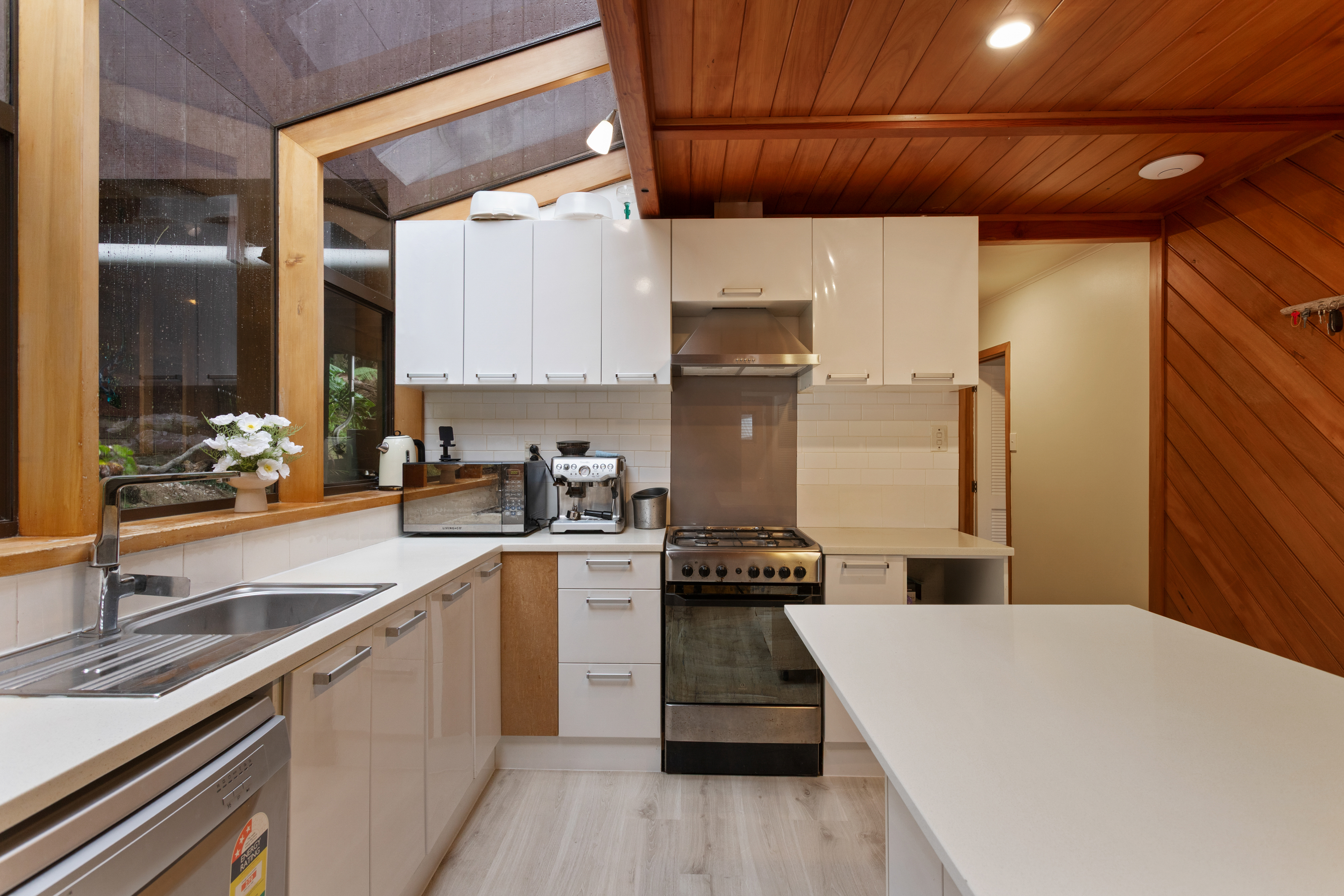 54 Wood Bay Road, Titirangi - Photo 5