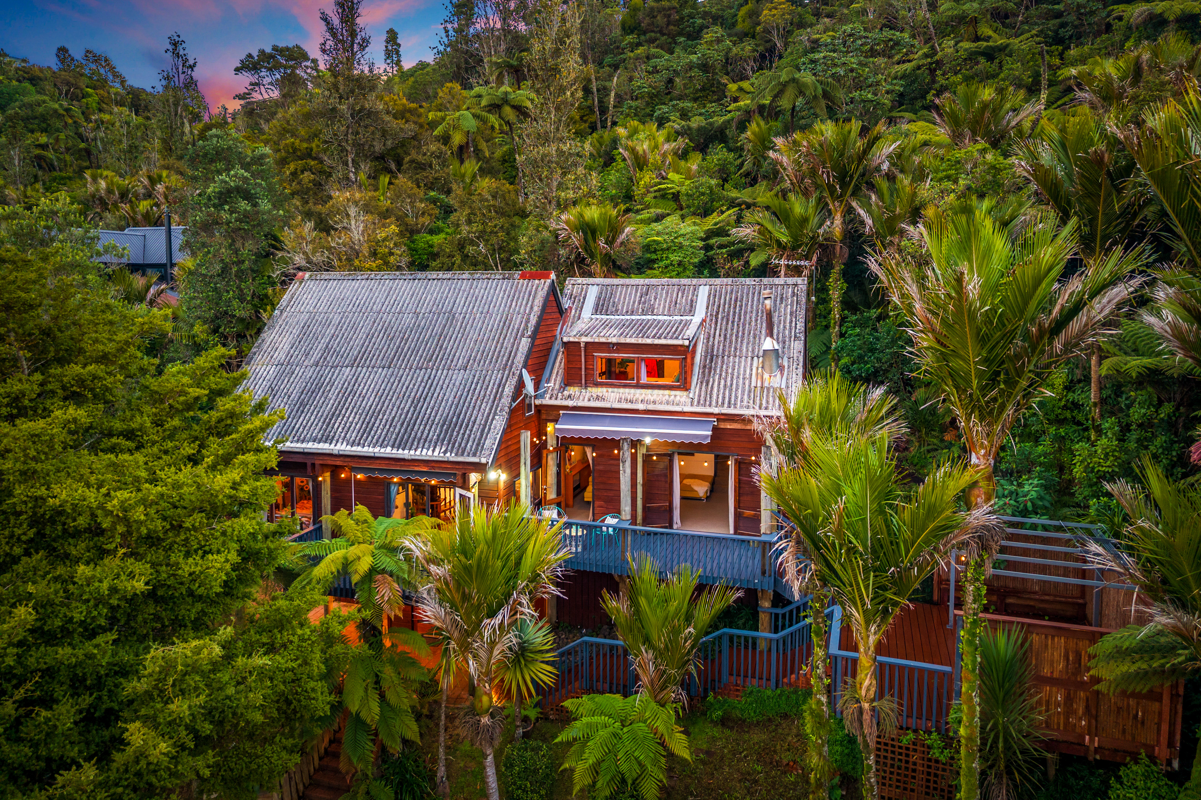 211 Shaw Road, Titirangi