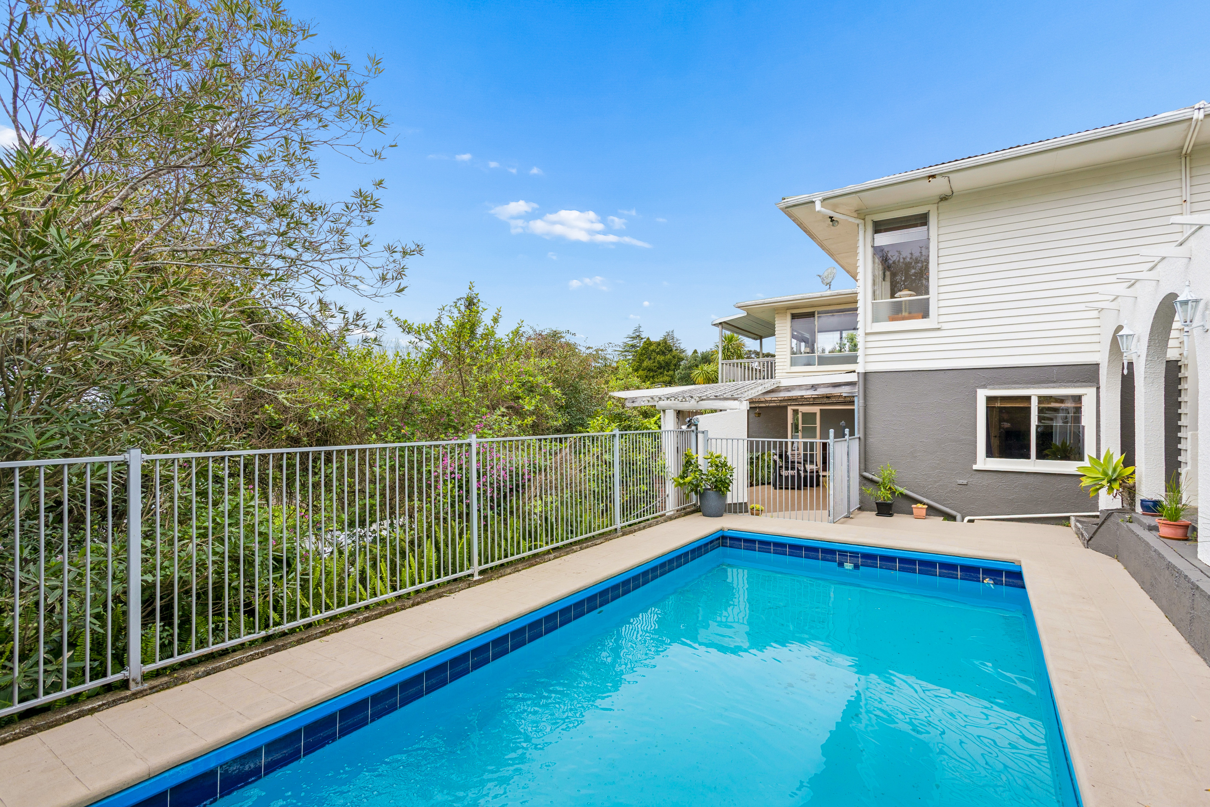 108 Takahe Road, Titirangi