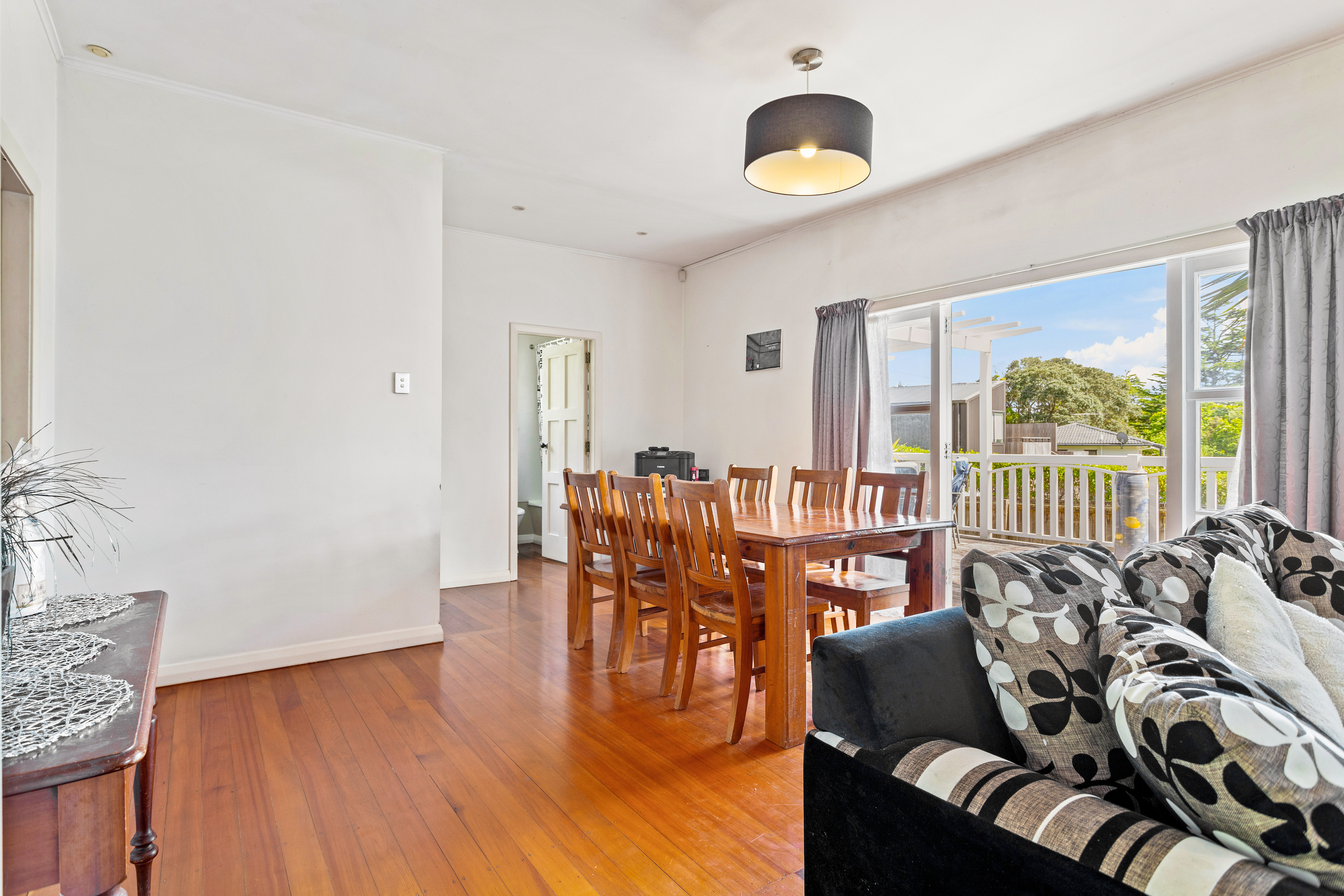 28a Derwent Crescent, Titirangi - Photo 5
