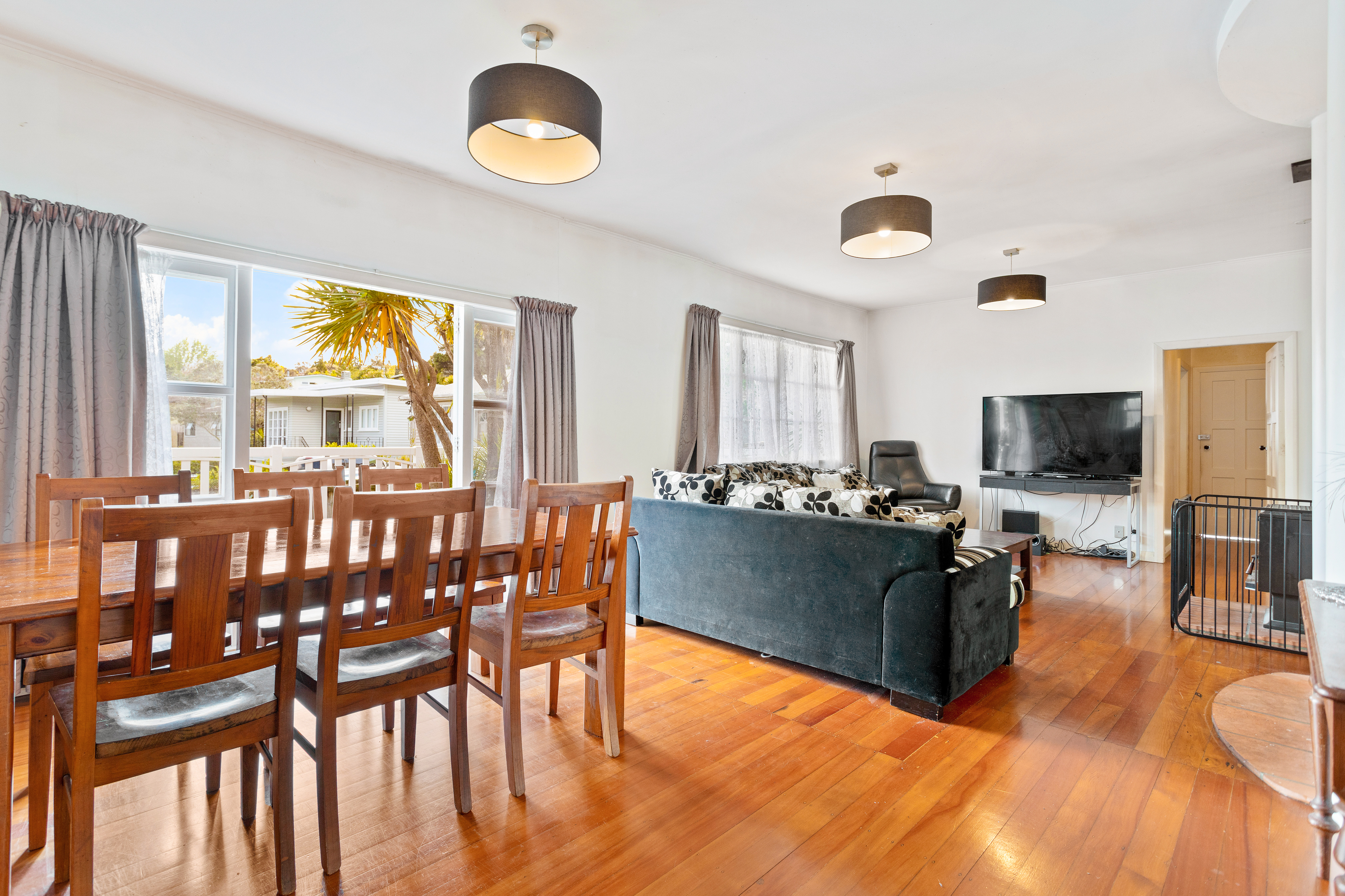 28a Derwent Crescent, Titirangi