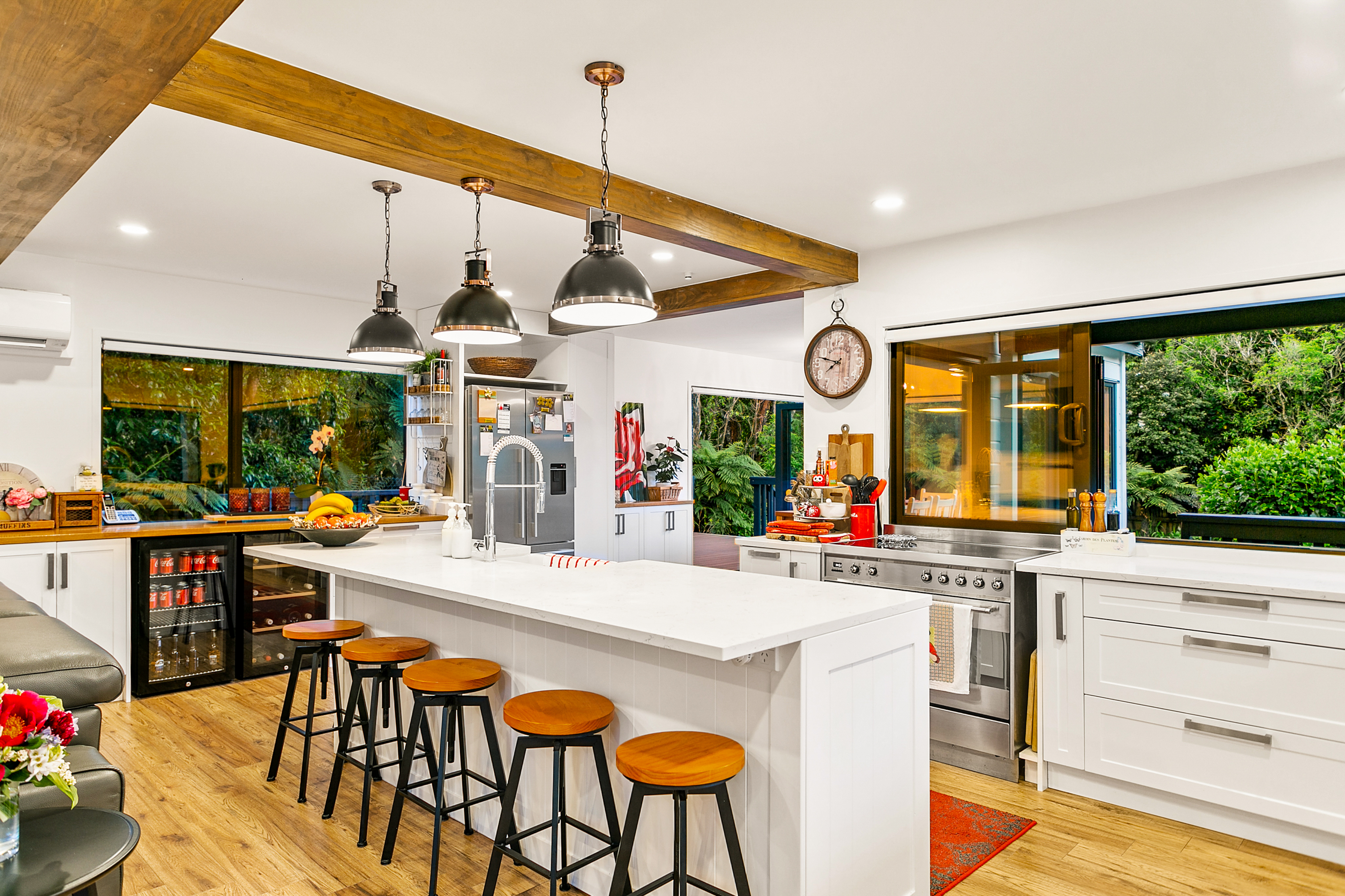 793 Scenic Drive, Henderson Valley - Photo 2