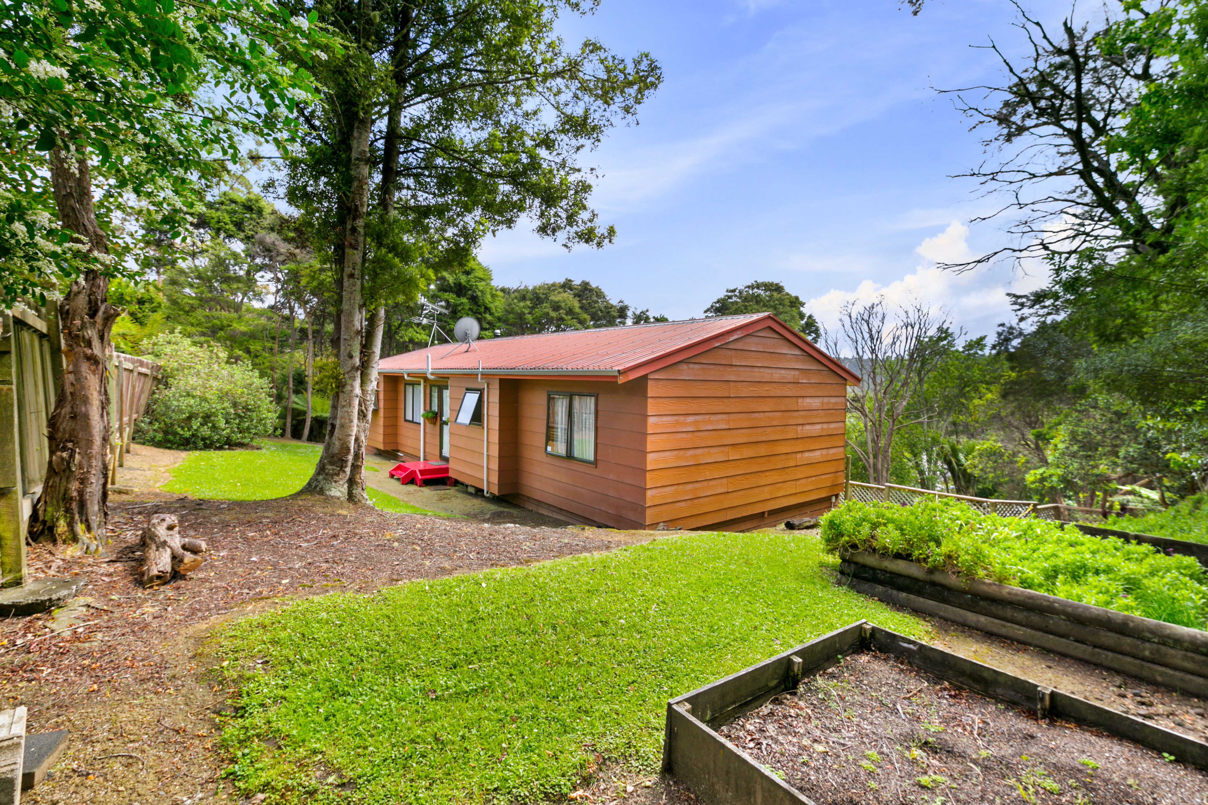 699 Huia Road, Parau - Photo 2