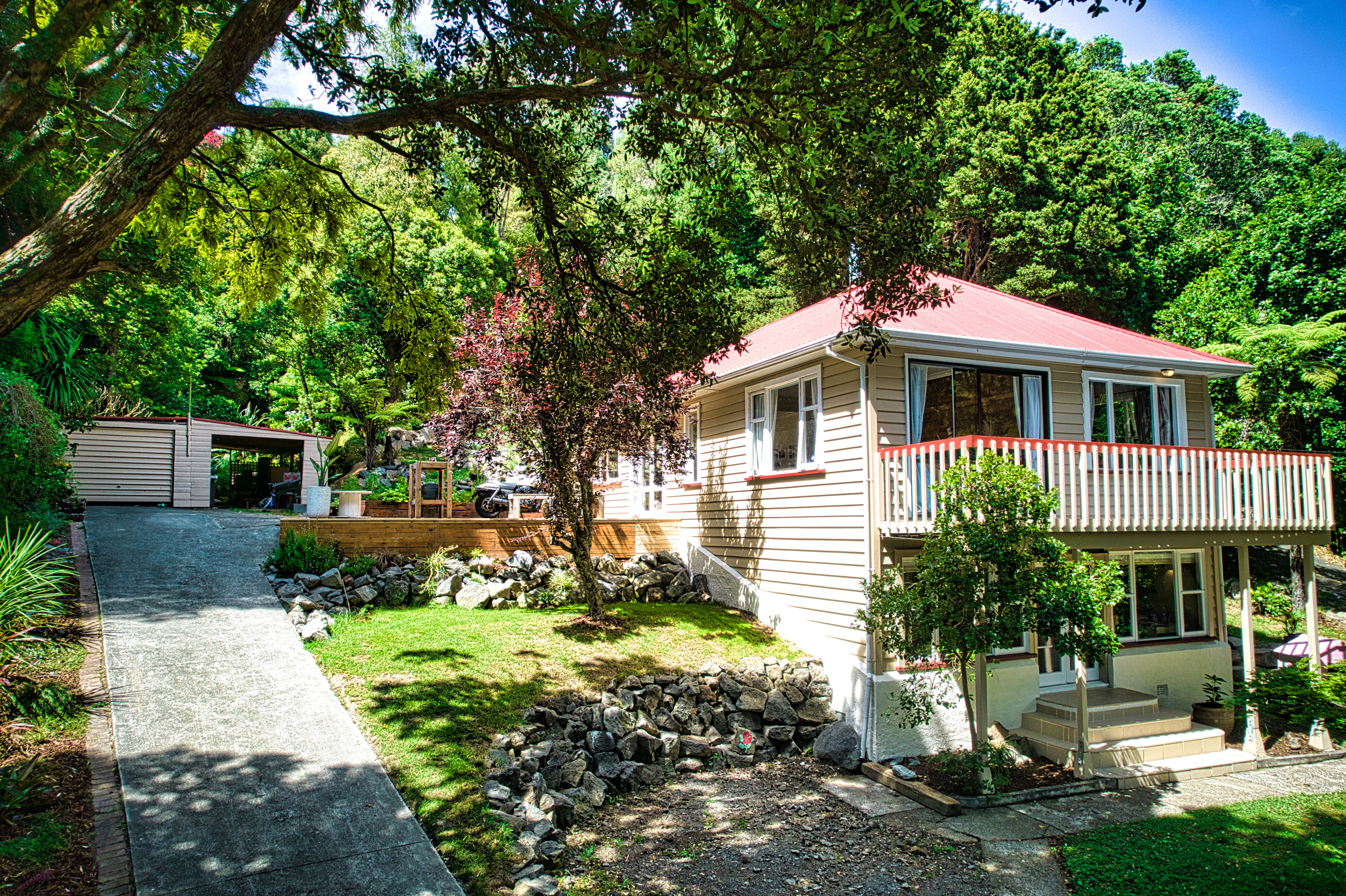 25 Western Road, Laingholm