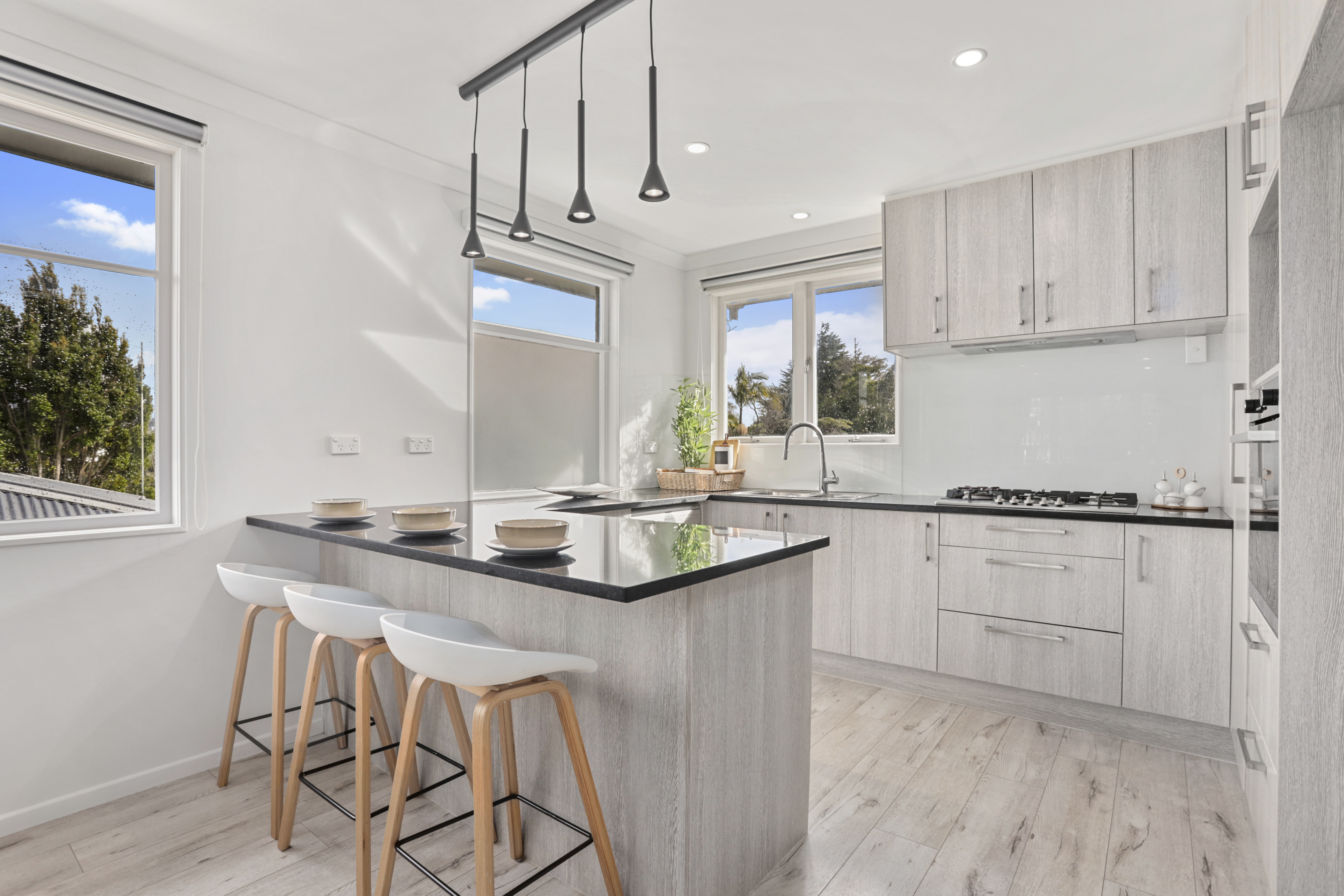 47 Atkinson Road, Titirangi - Photo 2