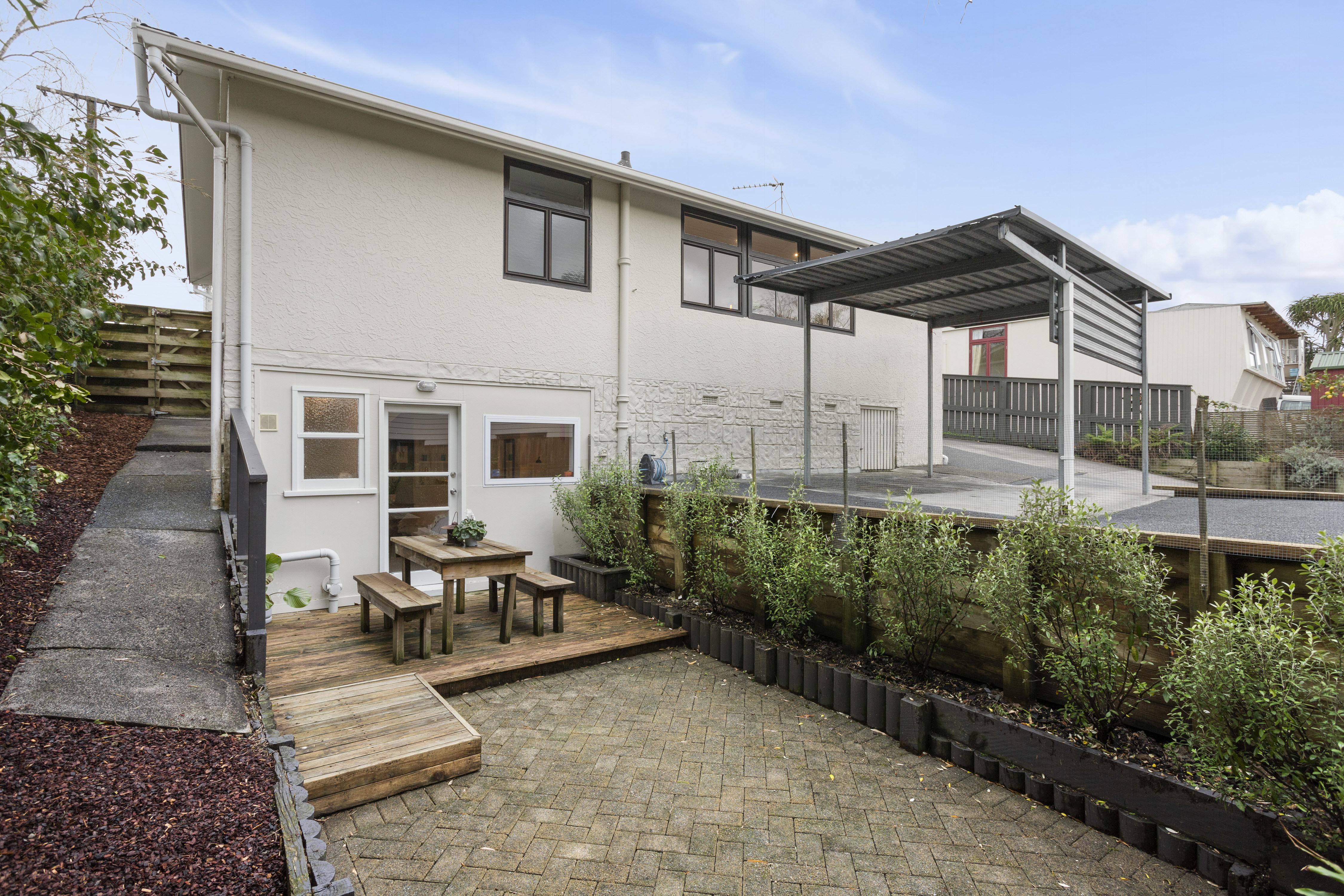 20 Withers Road, Glen Eden - Photo 2