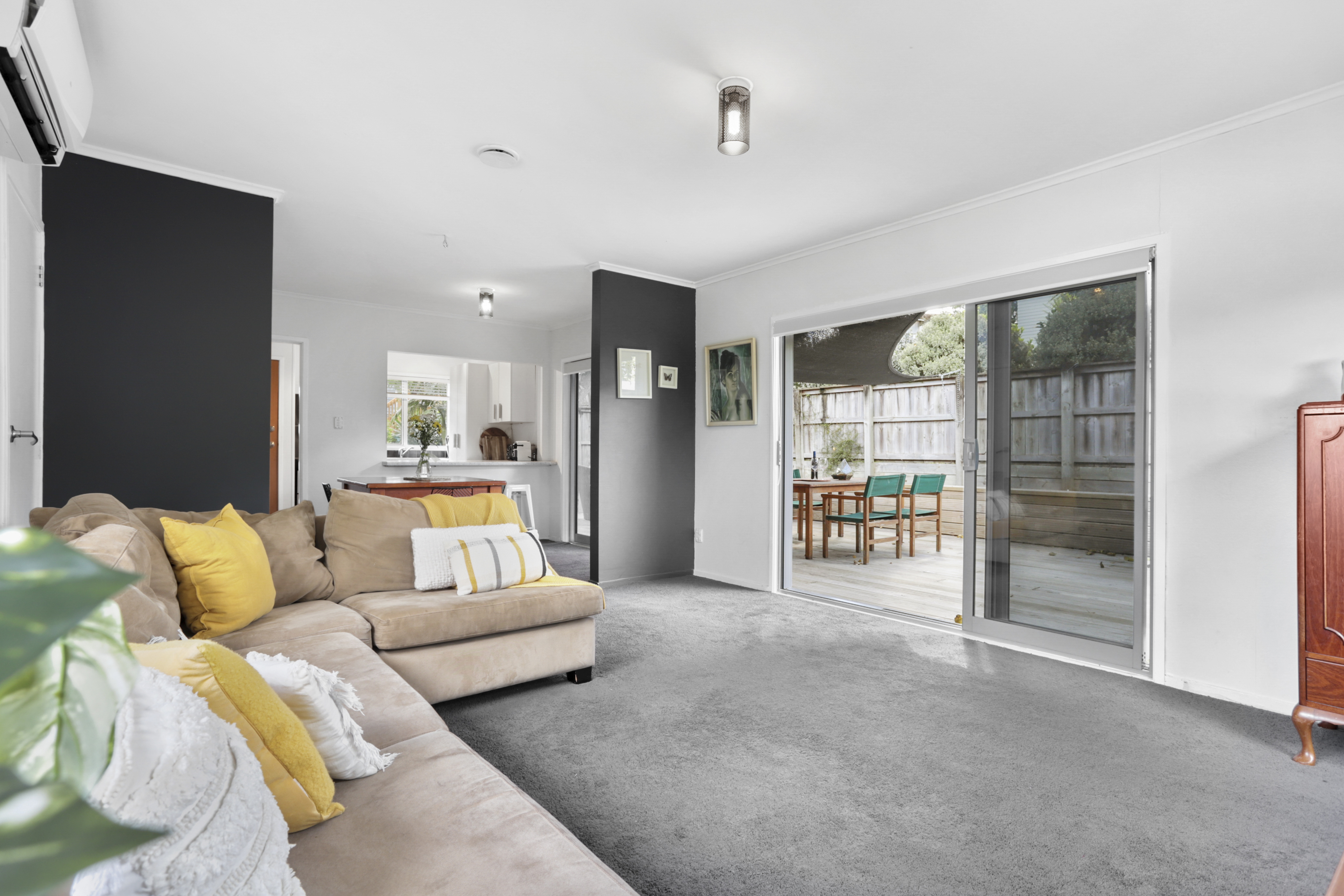 7 James Scott Place, Te Atatu South - Photo 6