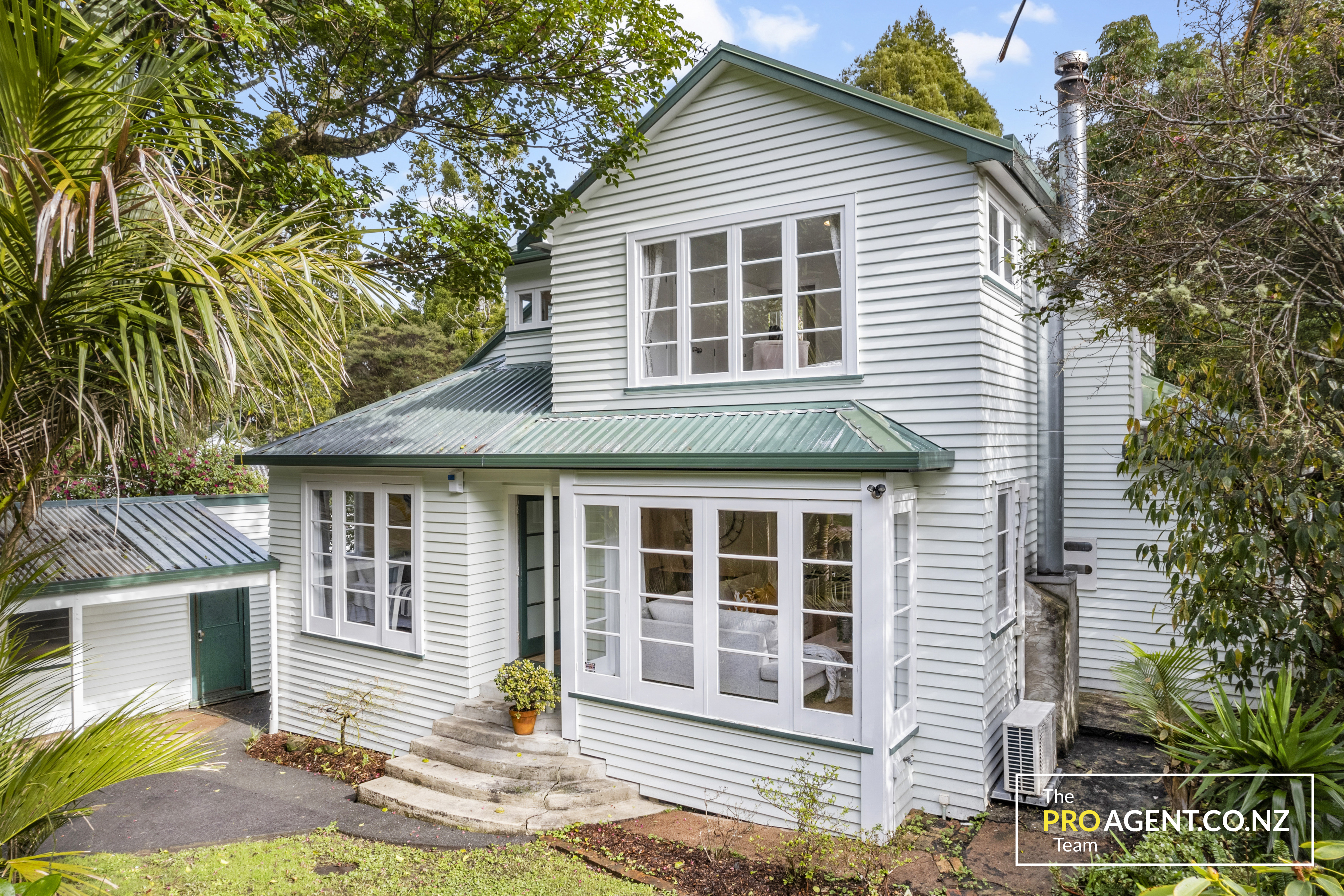 29 Hollywood Avenue, Titirangi