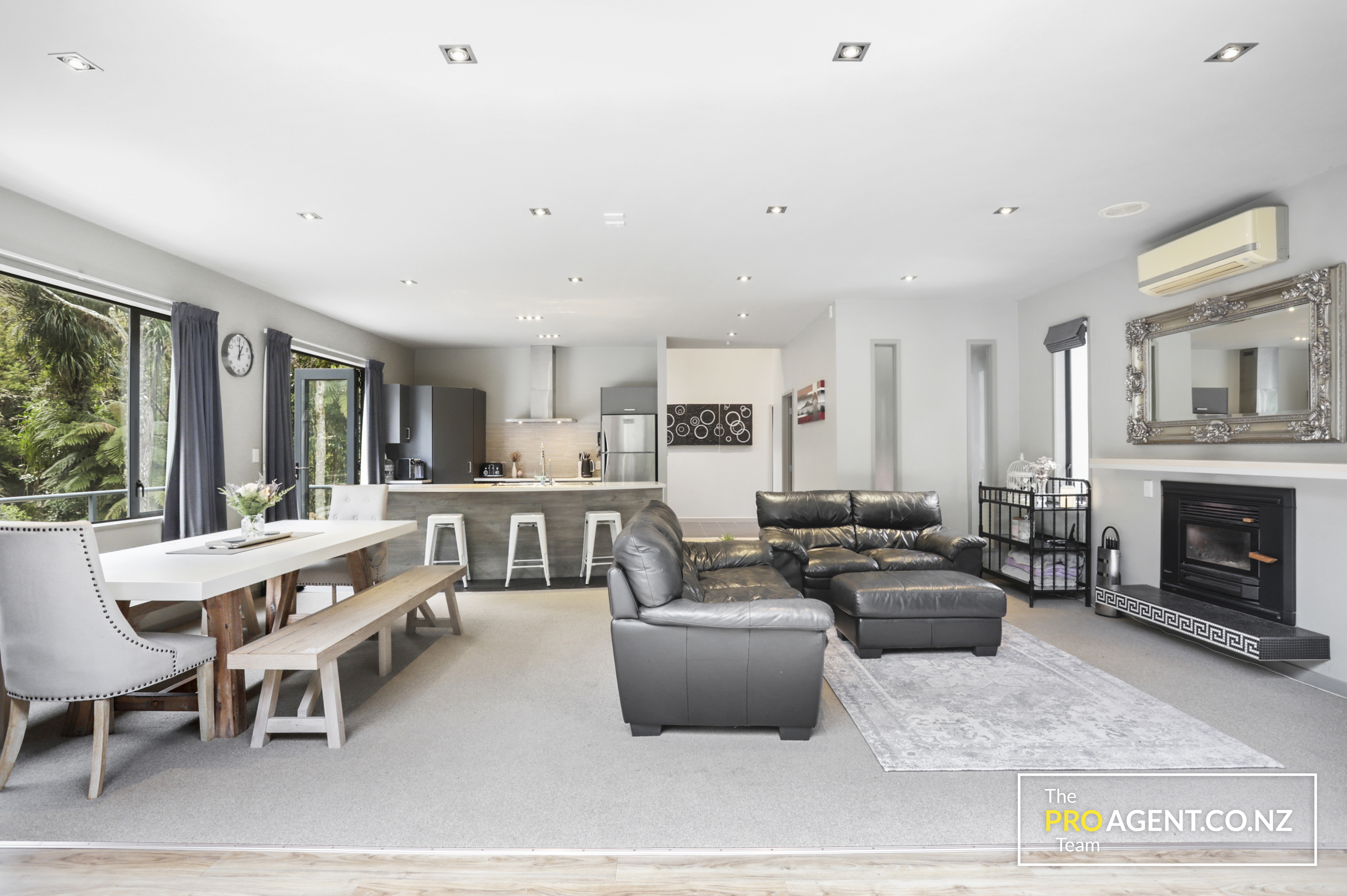 14 Turanga Road, Henderson Valley - Photo 3