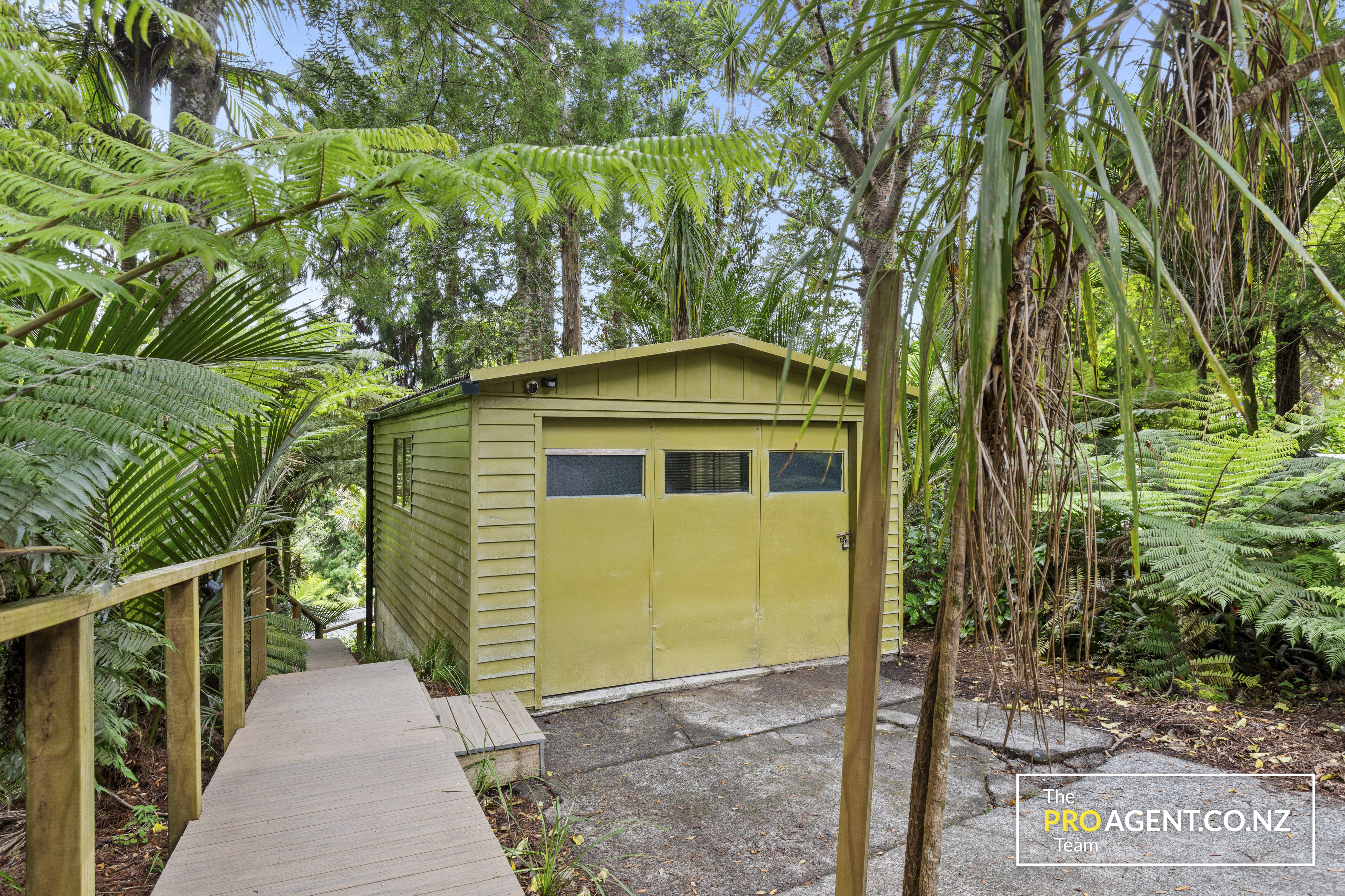 20 Tainui Road, Titirangi - Photo 6