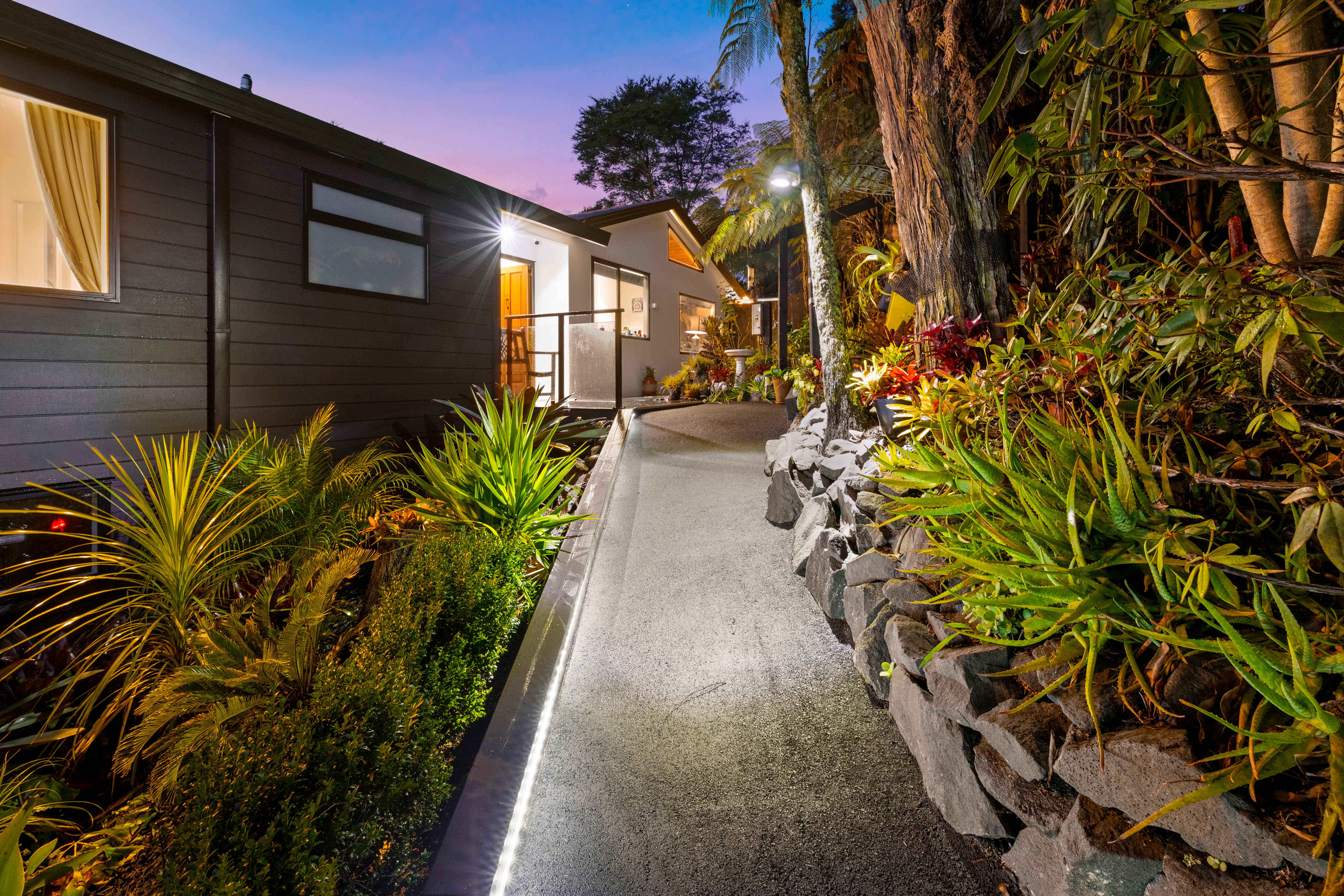 1 Landing Road, Titirangi