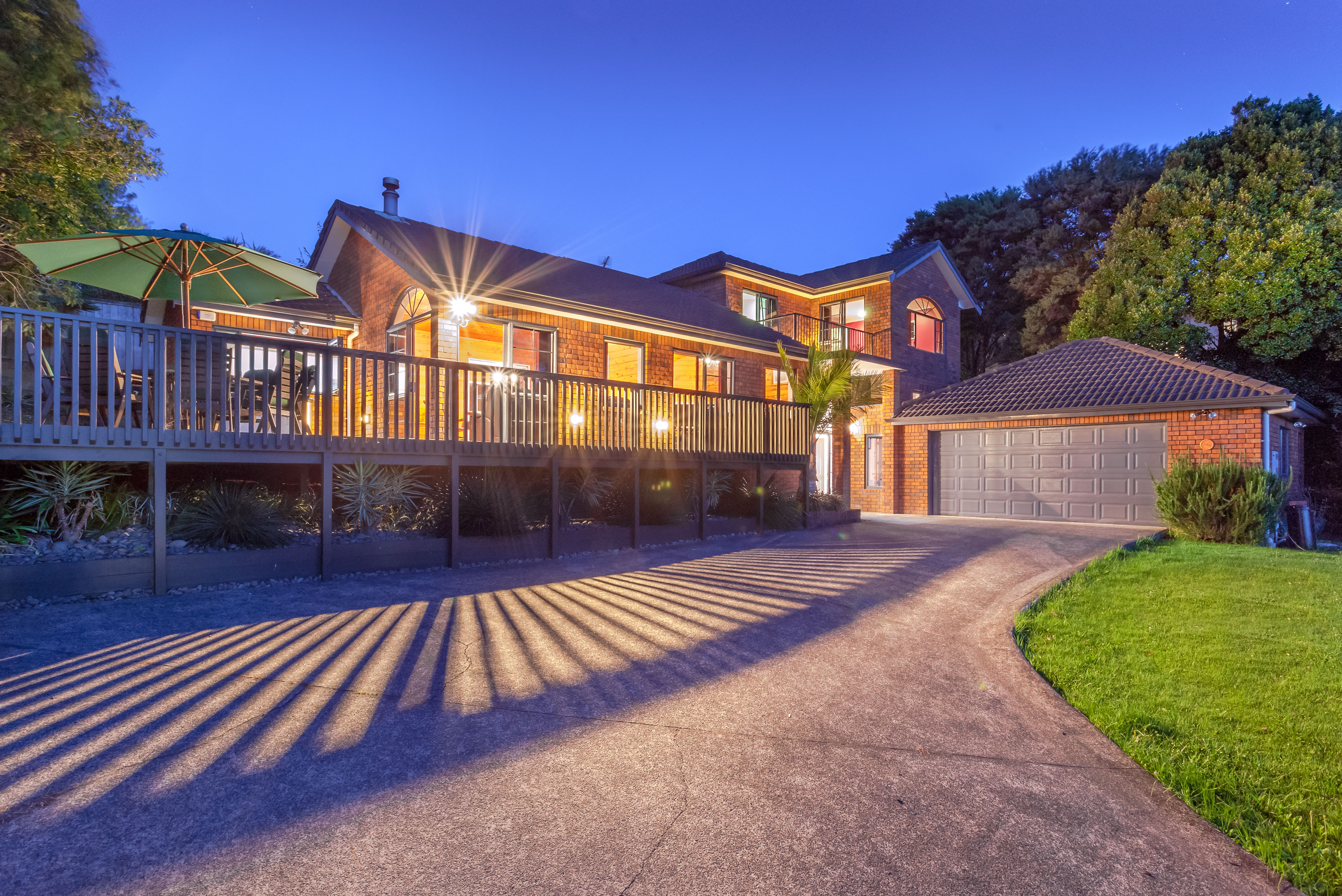 36b Derwent Cres, Titirangi