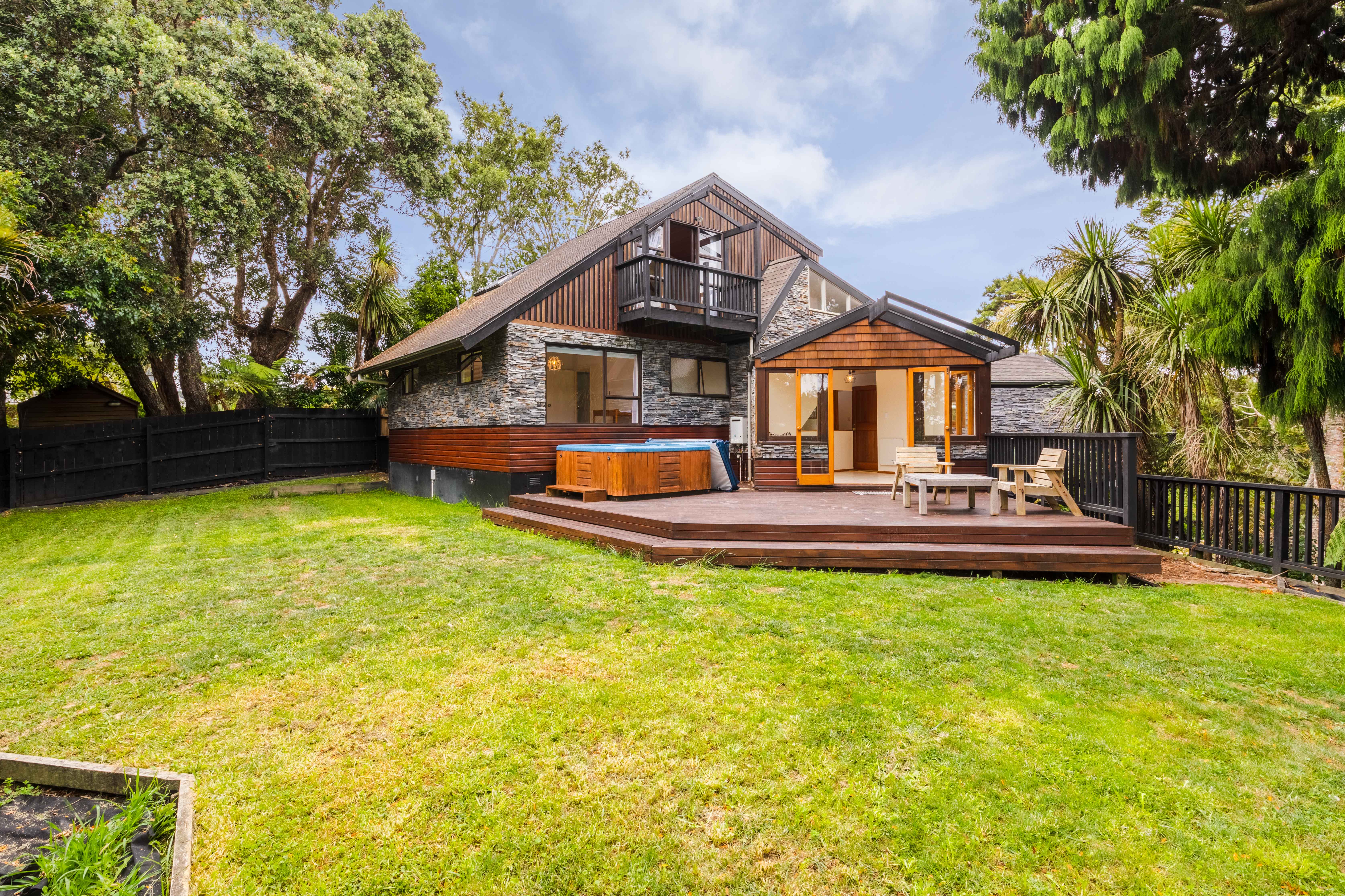 433 Titirangi Road, Titirangi
