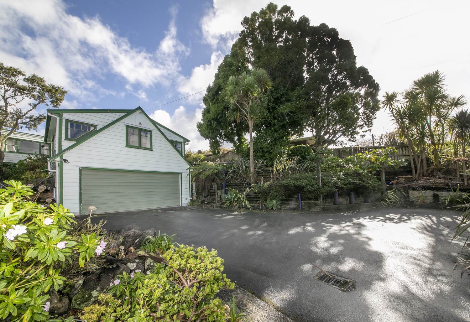 87 Victory Road, Laingholm