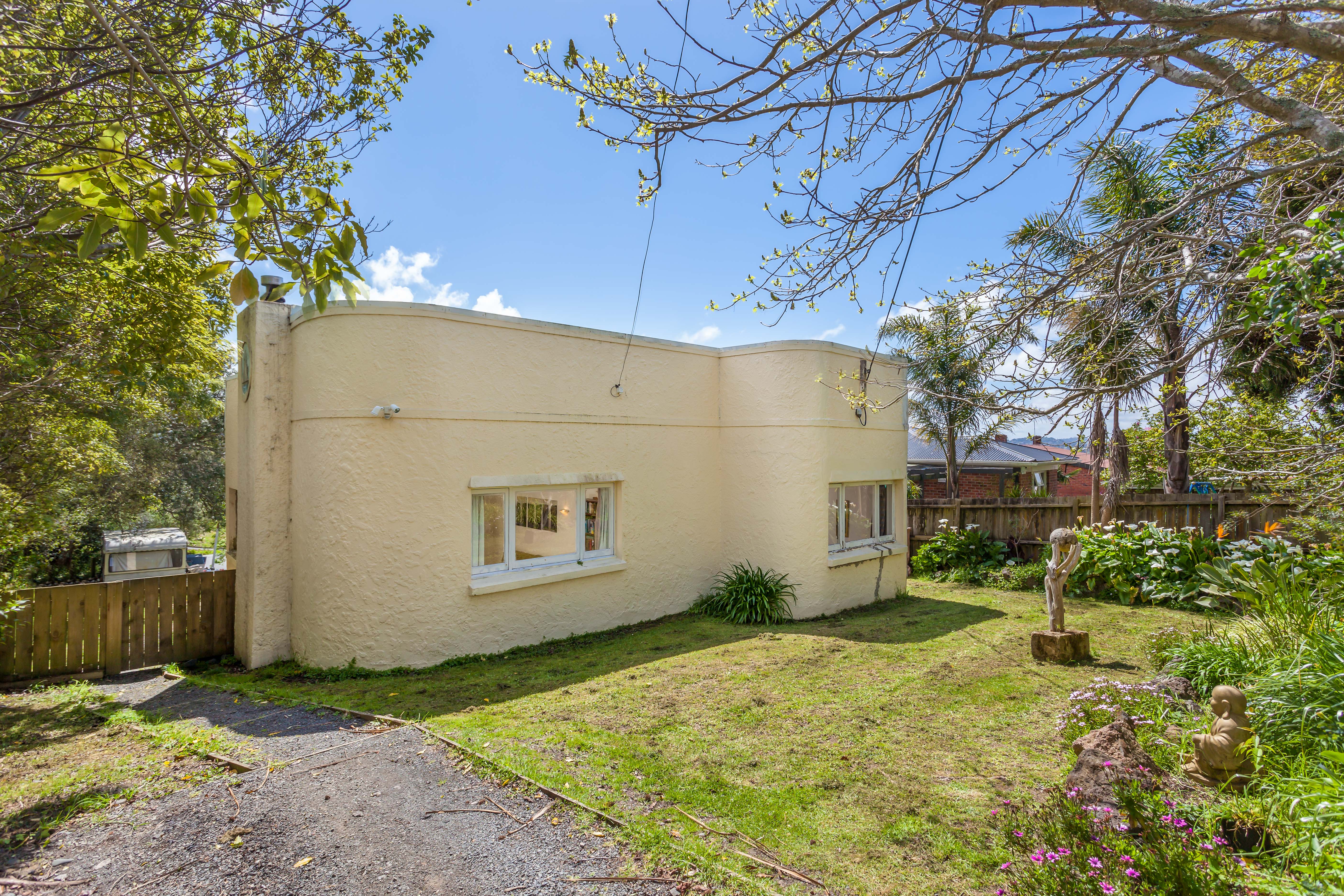 14 Eastglen Road, Glen Eden - Photo 2