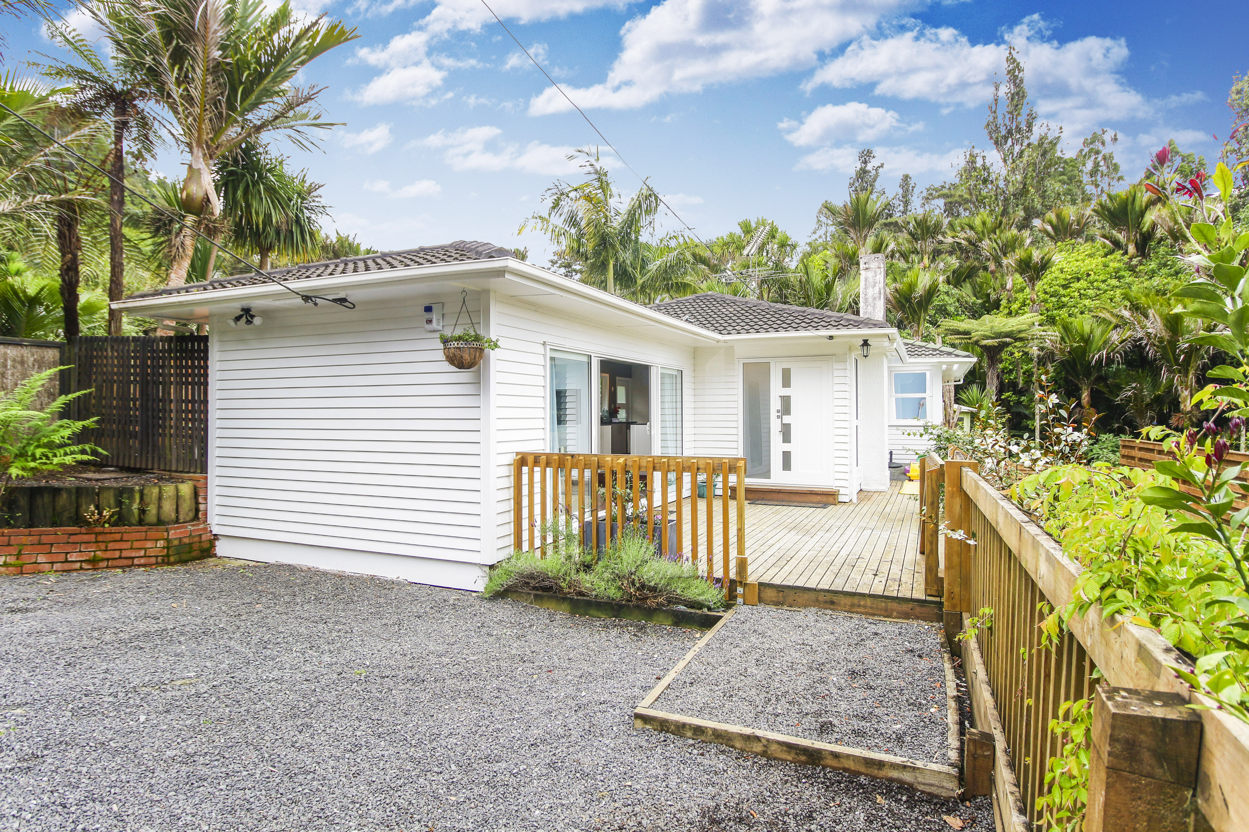 40 Waima Crescent, Titirangi - Photo 2