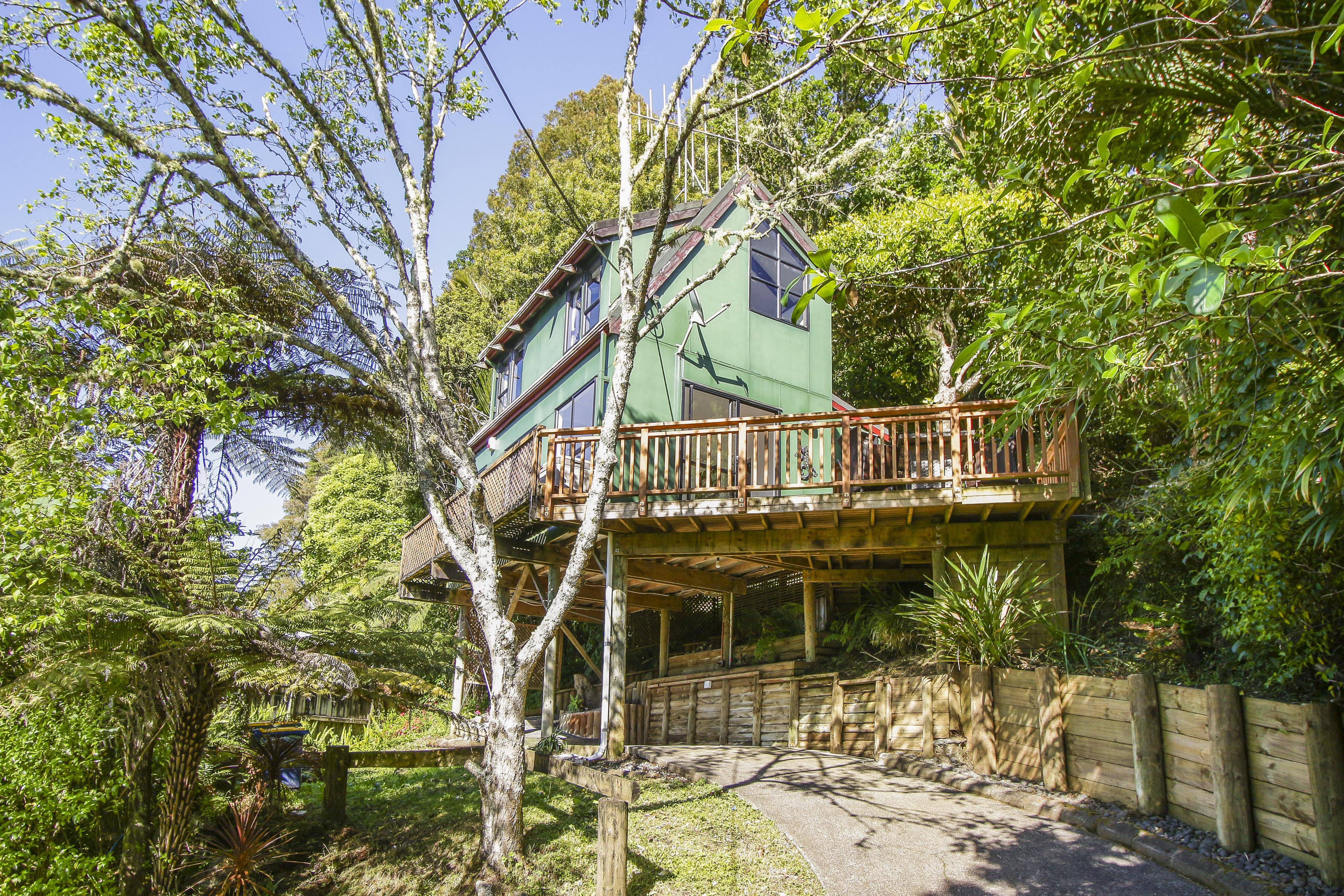 181 Woodlands Park Road, Titirangi - Photo 3
