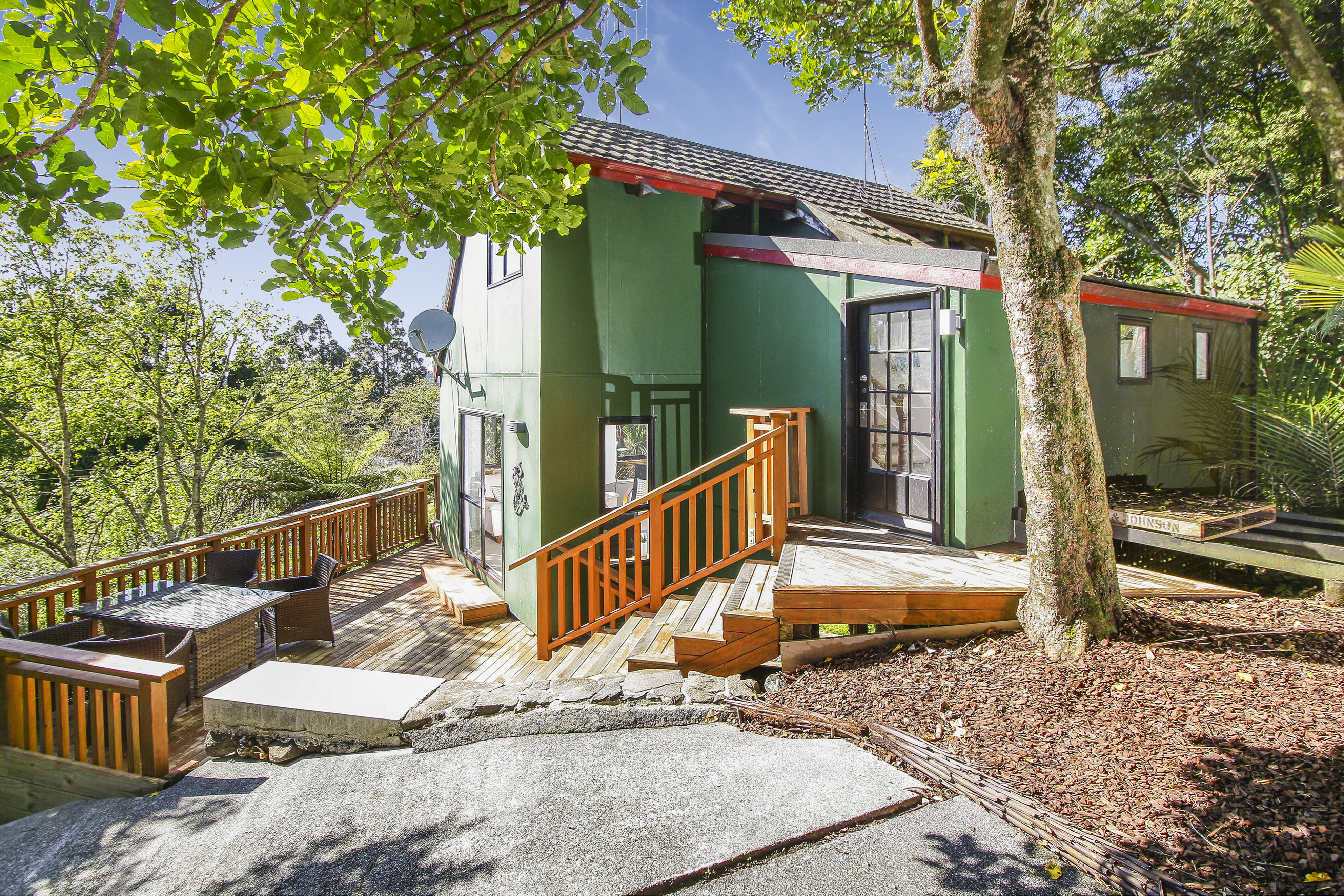 181 Woodlands Park Road, Titirangi - Photo 2