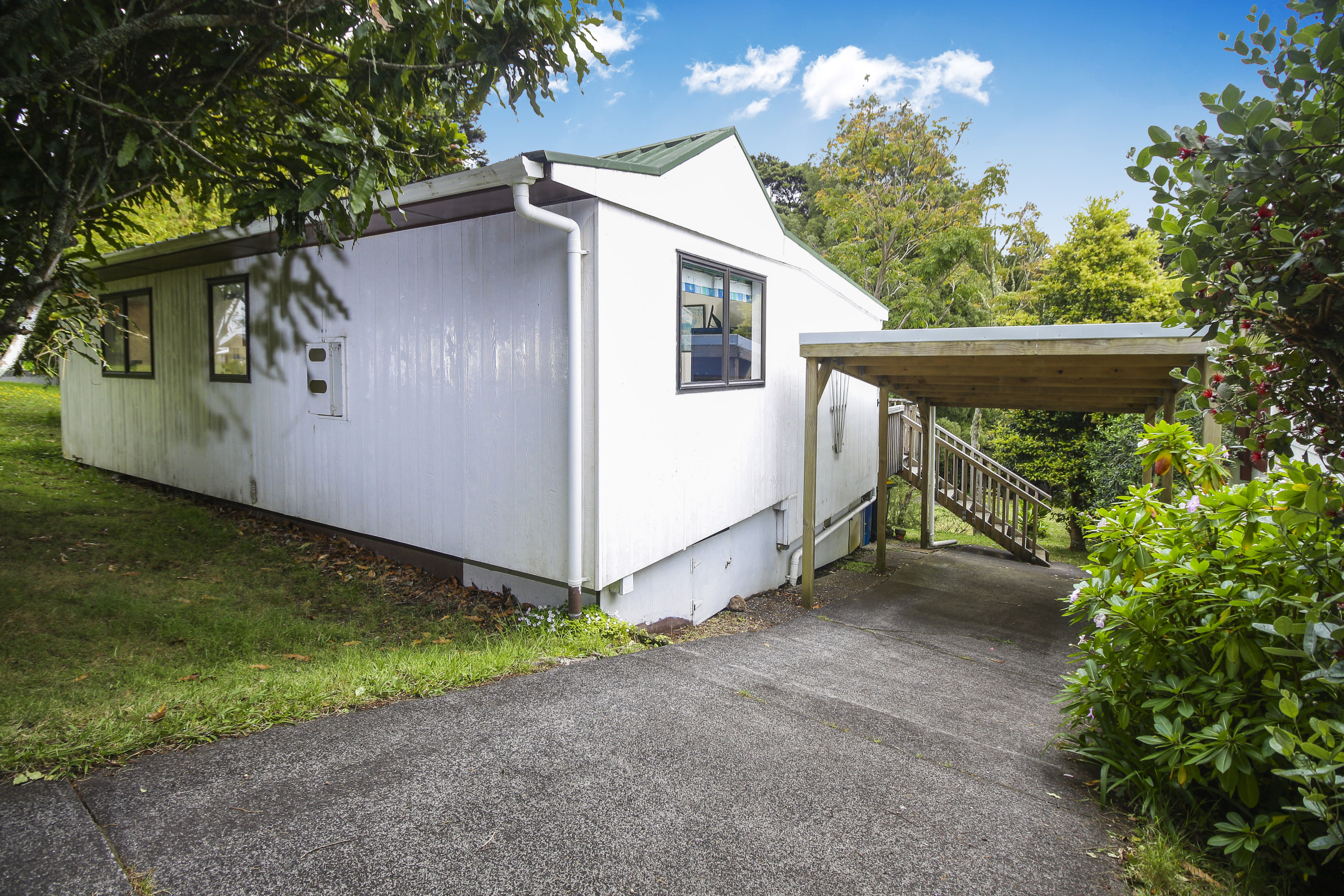 29 Rimutaka Place, Titirangi - Photo 4