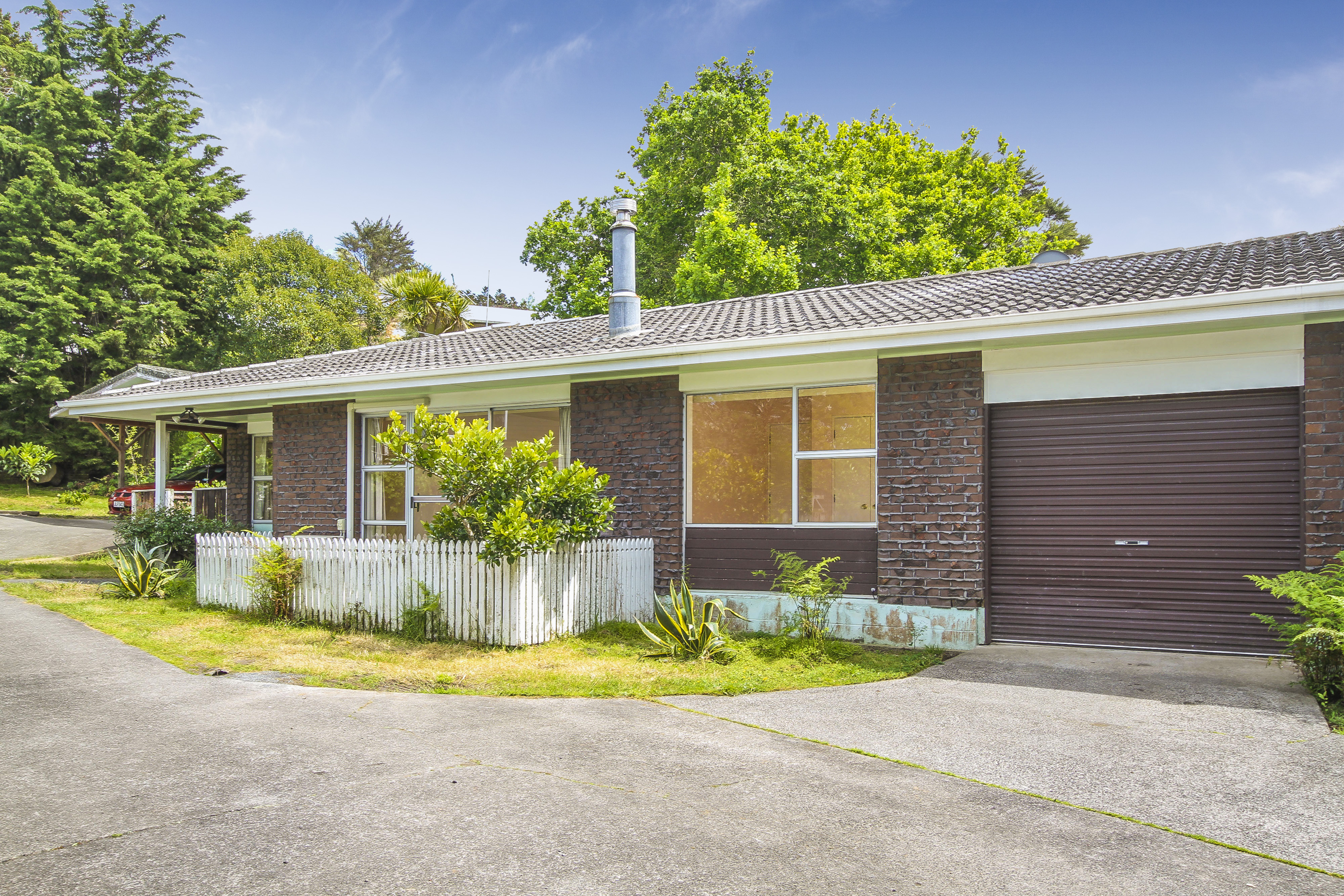 18A Kashmir Road, Glen Eden - Photo 3