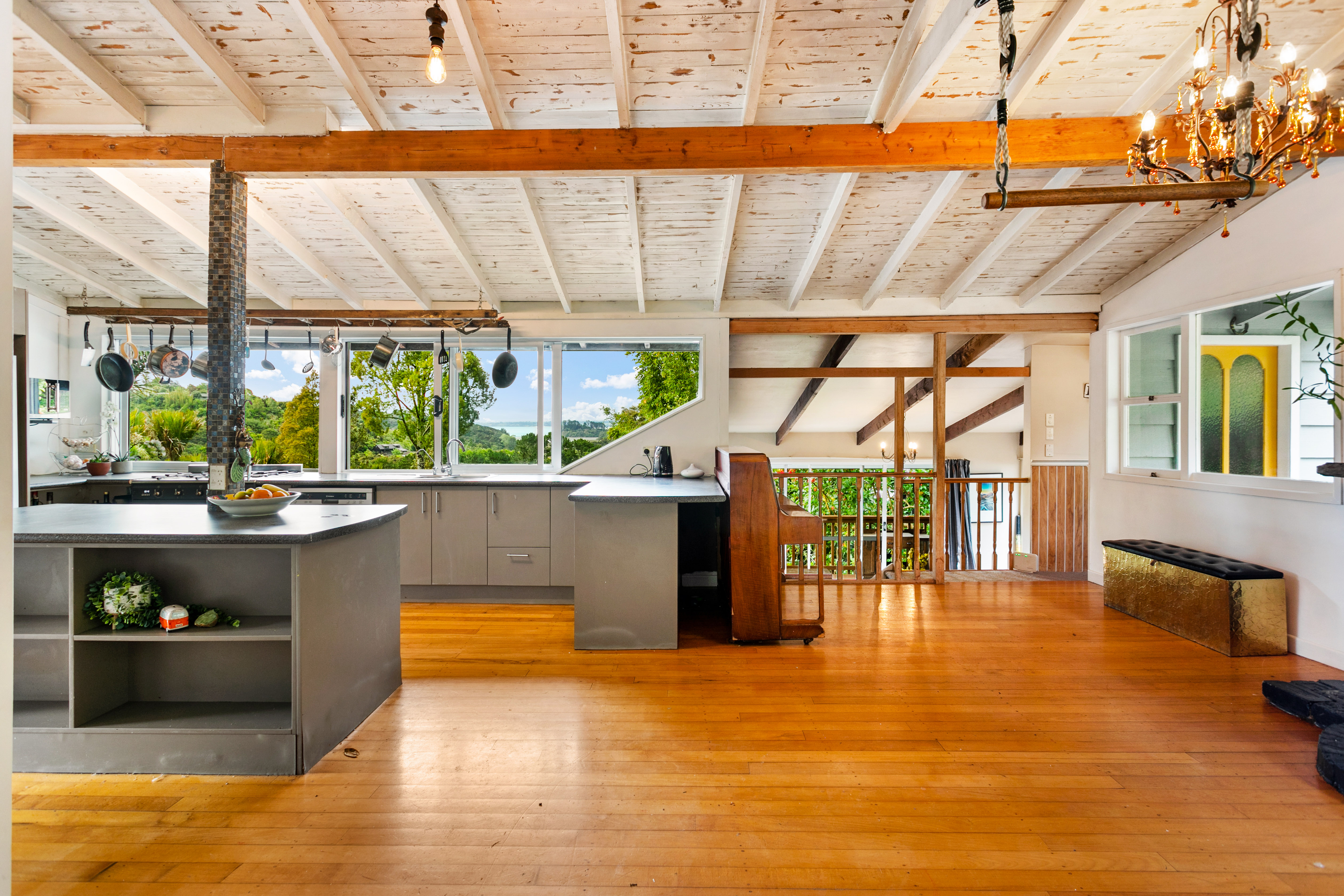 100 Huia Road, Titirangi - Photo 5