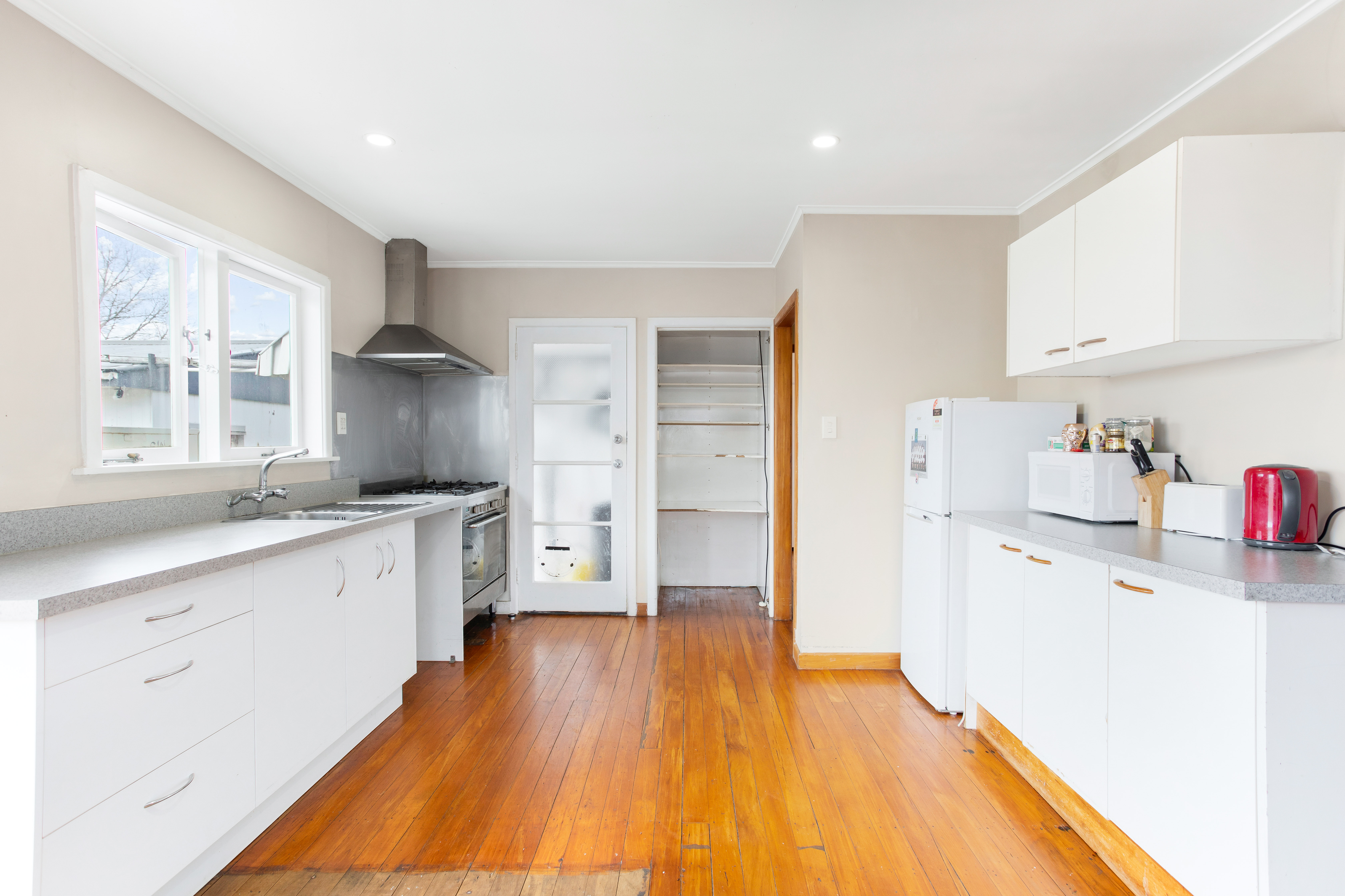 55 Beaubank Road, Kelston - Photo 7
