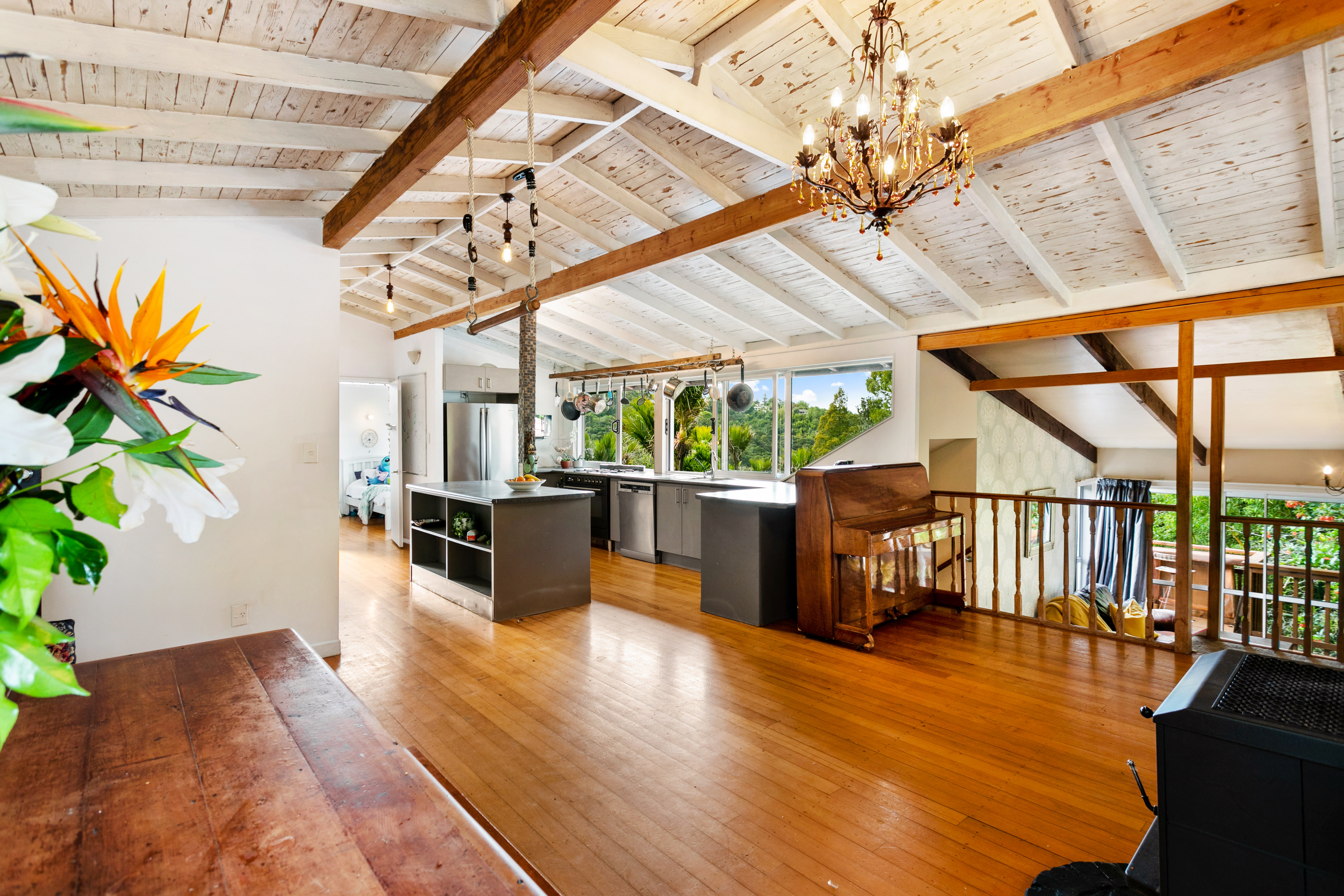 100 Huia Road, Titirangi - Photo 3