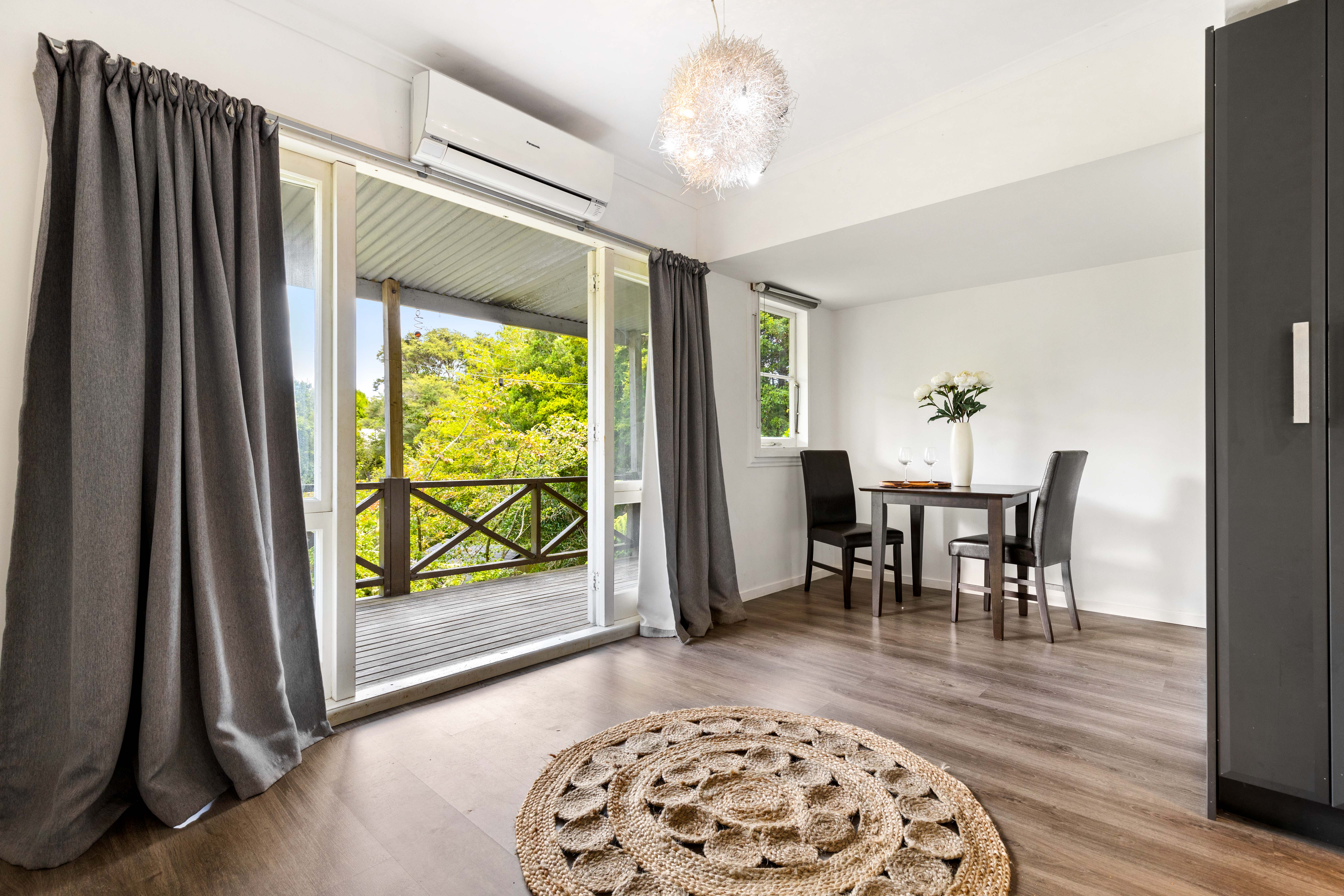 9 Victory Road, Laingholm - Photo 3