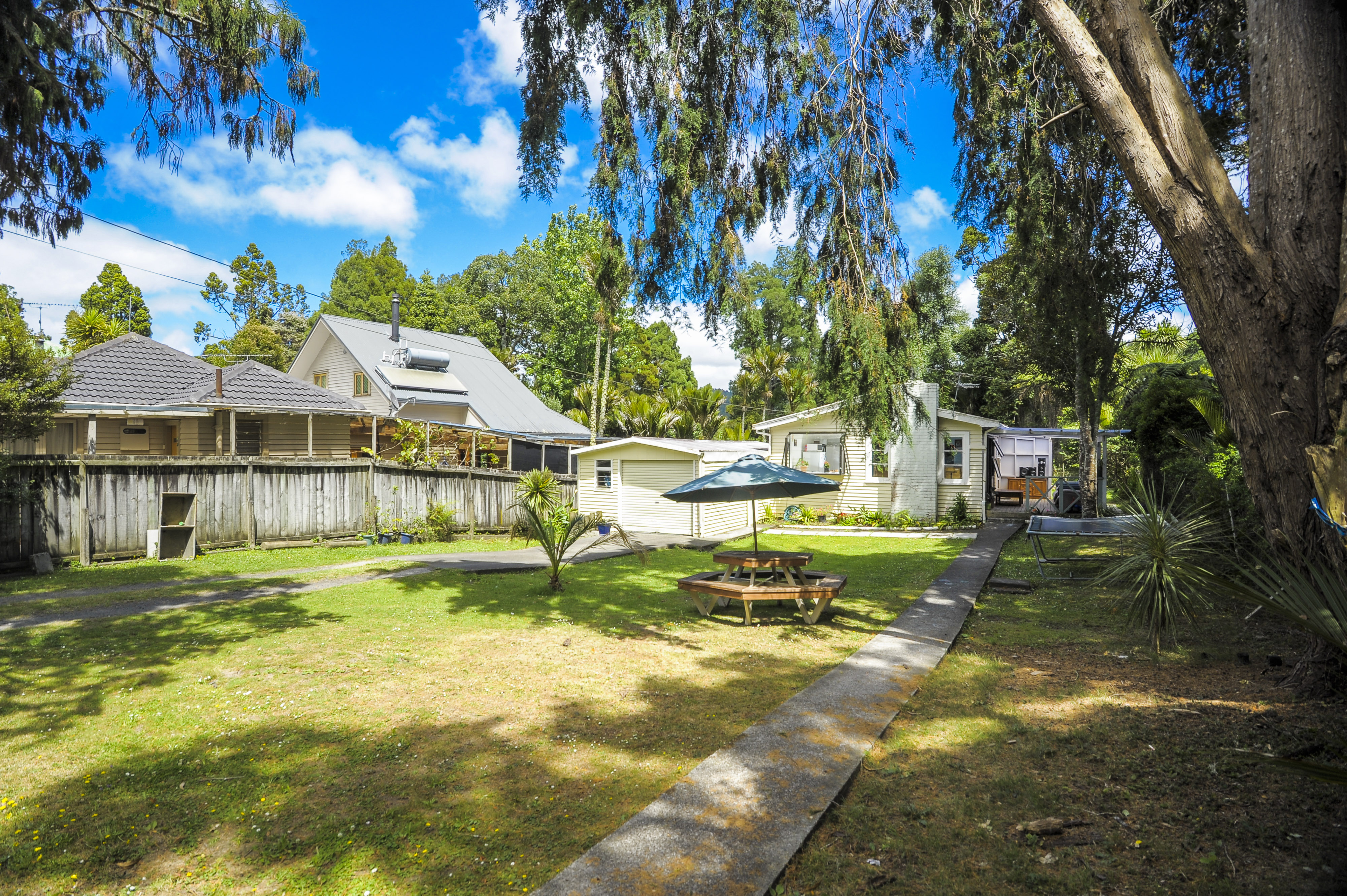 25 Hollywood Avenue, Titirangi - Photo 2