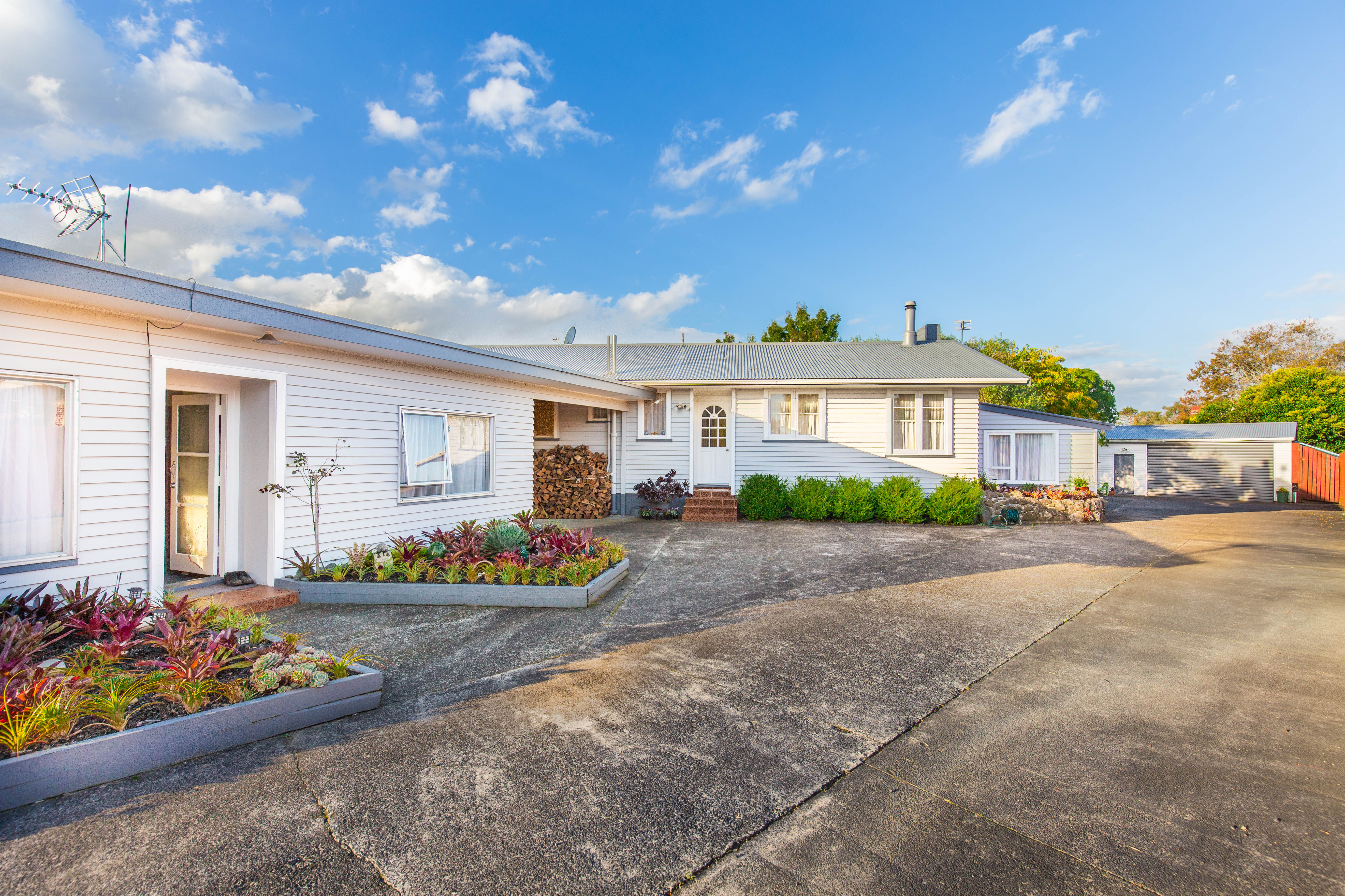 40 Woodglen Road, Glen Eden - Photo 4